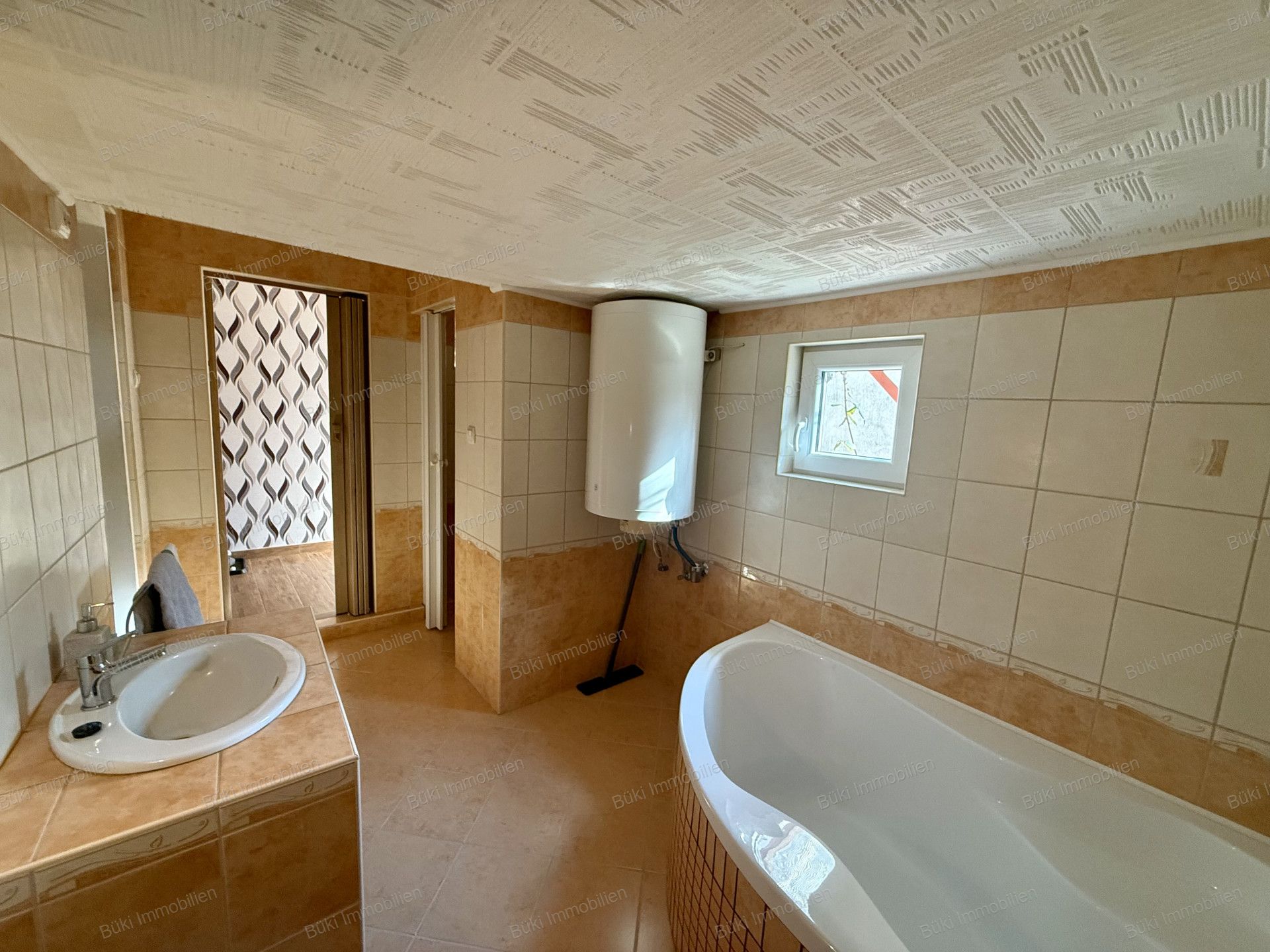 A fájl már létezik a célhelyen: import/kepek/vizjeles_5656543.jpg
For sale house Sátoraljaújhely  130 m<sup>2</sup> 54.9 millió Ft