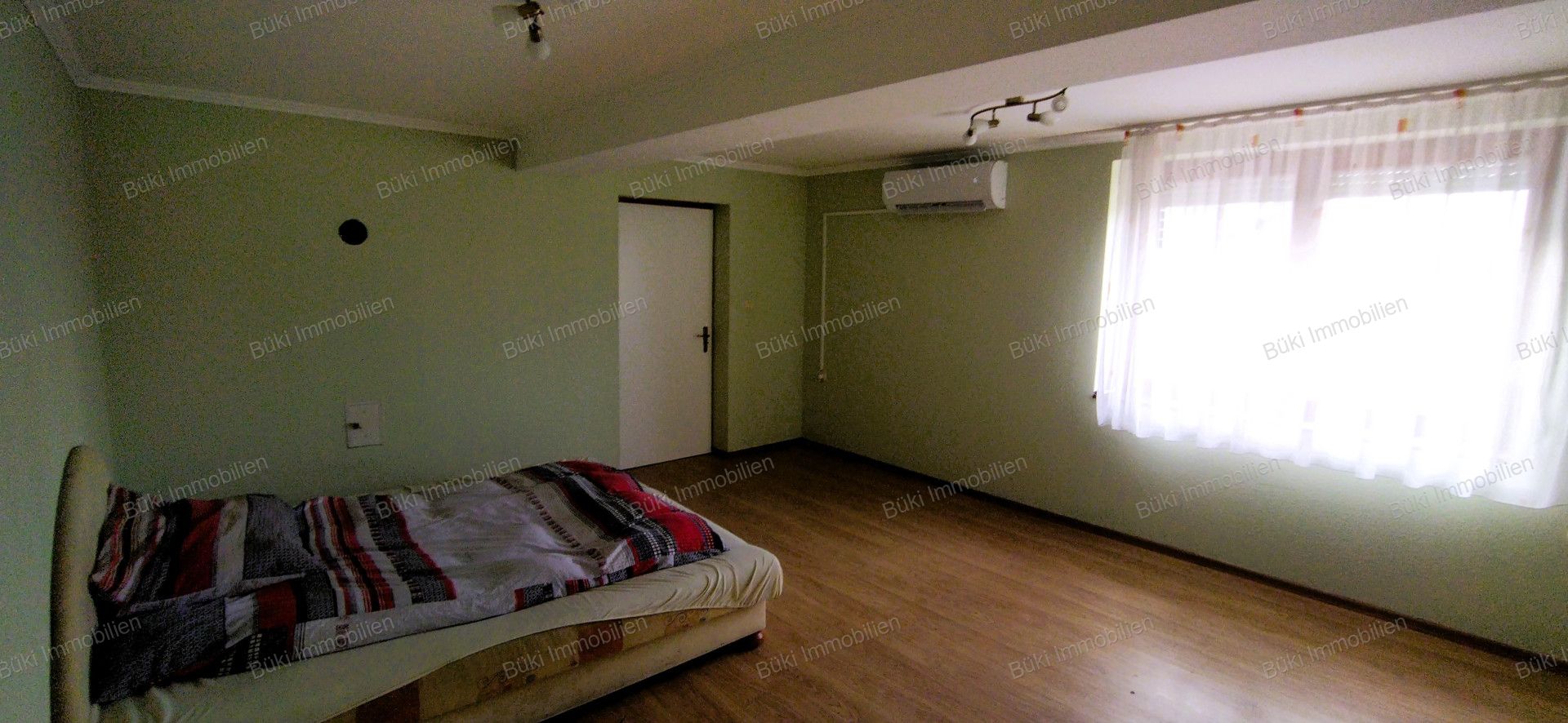A fájl már létezik a célhelyen: import/kepek/vizjeles_5659371.jpg
For sale Farmstead Békéscsaba  80 m<sup>2</sup> 26.6 millió Ft