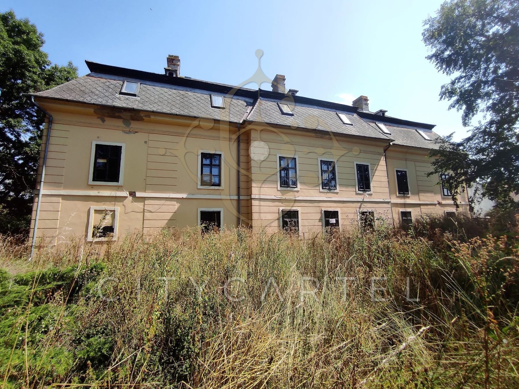 A fájl már létezik a célhelyen: import/kepek/vizjeles_5666612.jpg
Eladó Villa, kastély, kúria Meggyeskovácsi  770 m<sup>2</sup> 396 millió Ft
