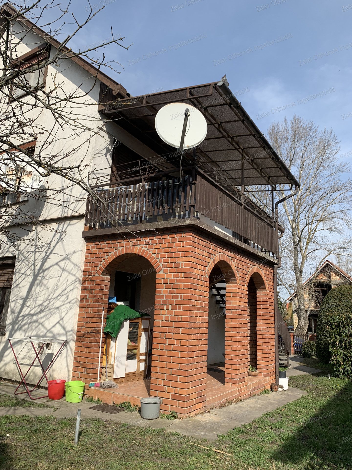 A fájl már létezik a célhelyen: import/kepek/vizjeles_5667218.jpg
For sale house Fonyód  164 m<sup>2</sup> 64.9 millió Ft
