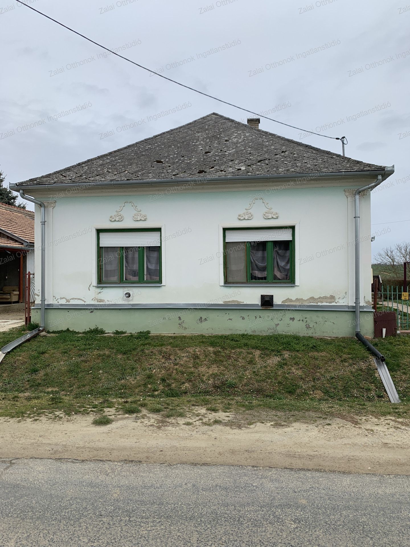 A fájl már létezik a célhelyen: import/kepek/vizjeles_5667574.jpg
For sale house Orosztony  110 m<sup>2</sup> 37.9 millió Ft