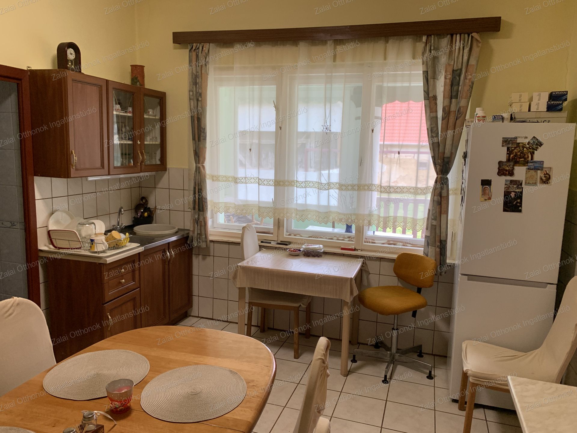A fájl már létezik a célhelyen: import/kepek/vizjeles_5667586.jpg
For sale house Orosztony  110 m<sup>2</sup> 37.9 millió Ft