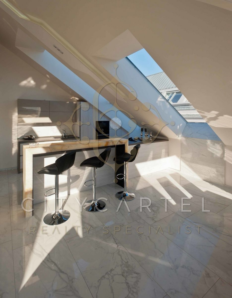 A fájl már létezik a célhelyen: import/kepek/vizjeles_5668044.jpg
For sale flat Budapest, VI. kerület  160 m<sup>2</sup> 2000000 EUR
