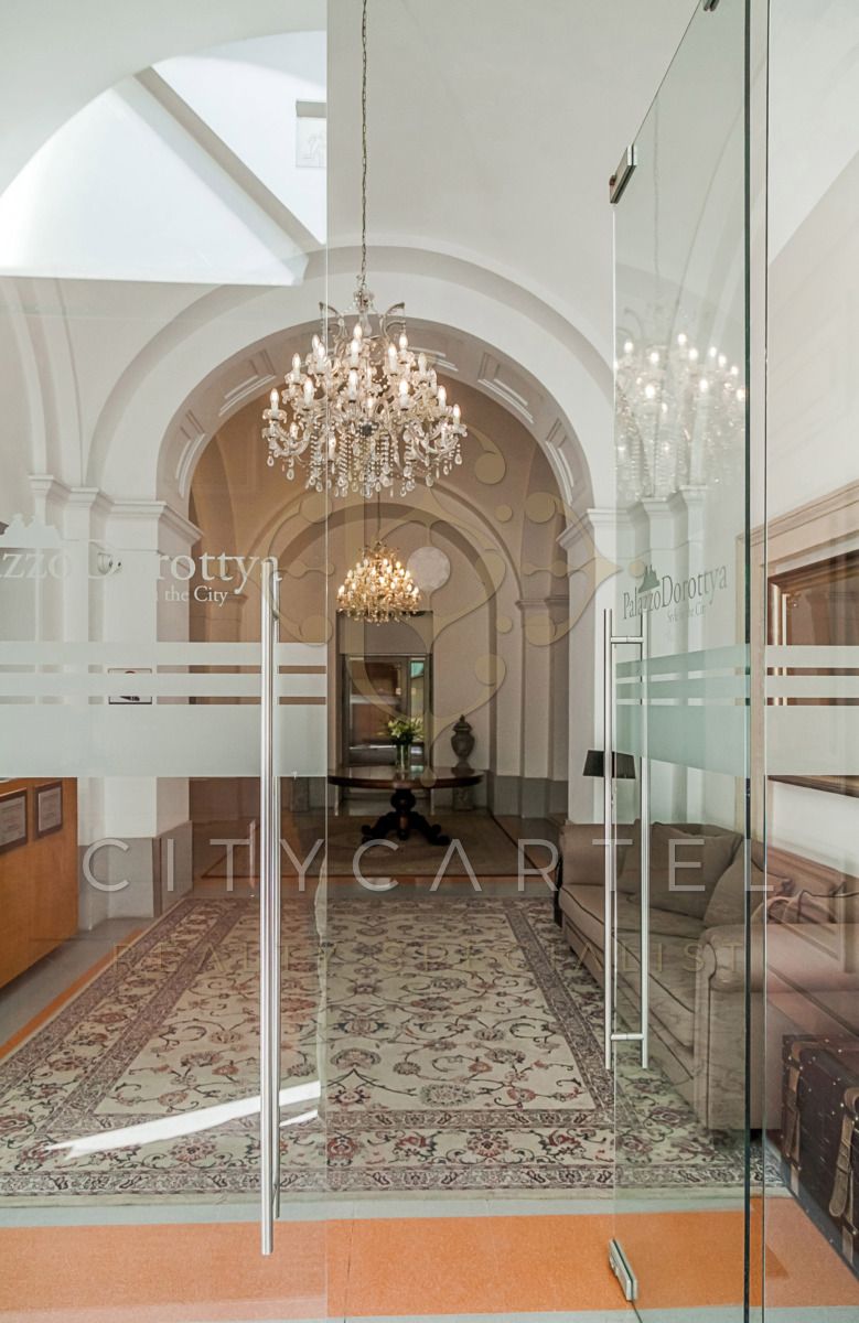 A fájl már létezik a célhelyen: import/kepek/vizjeles_5671847.jpg
Eladó Téglalakás Budapest, V. kerület  118 m<sup>2</sup> 990000 EUR