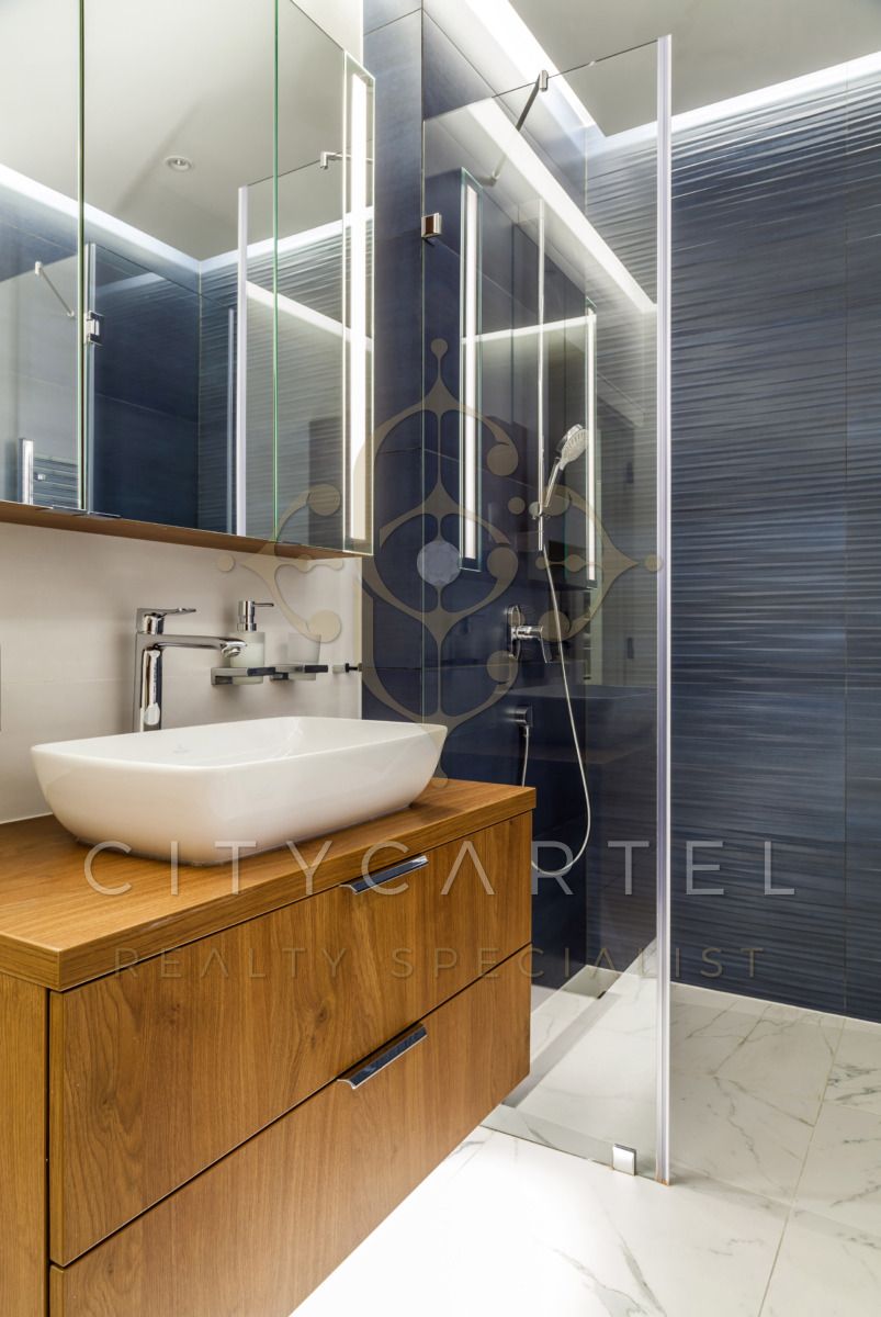 A fájl már létezik a célhelyen: import/kepek/vizjeles_5671865.jpg
Eladó Téglalakás Budapest, V. kerület  118 m<sup>2</sup> 990000 EUR