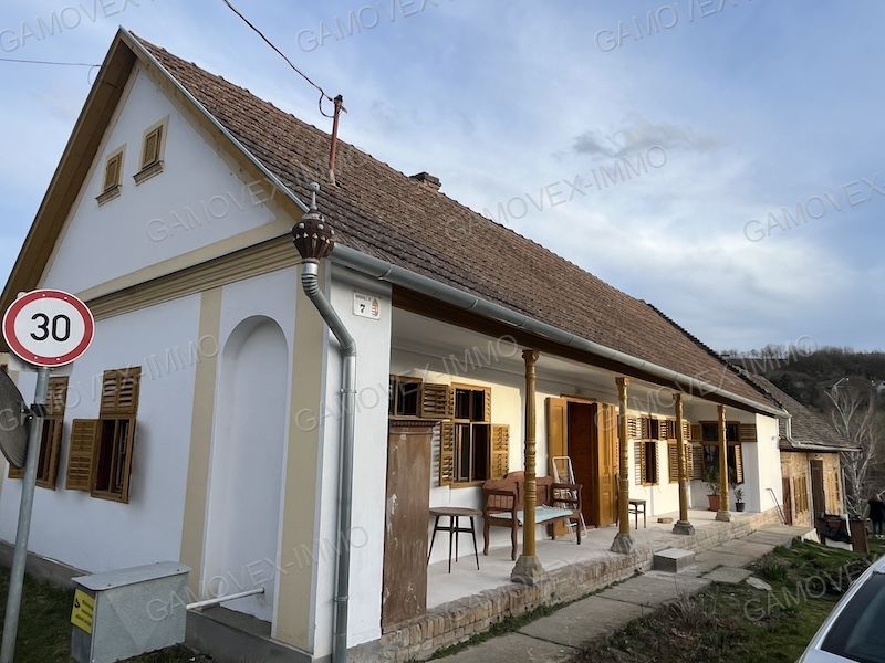 A fájl már létezik a célhelyen: import/kepek/vizjeles_5675298.jpg
Eladó Családi ház Závod  90 m<sup>2</sup> 31.991 millió Ft