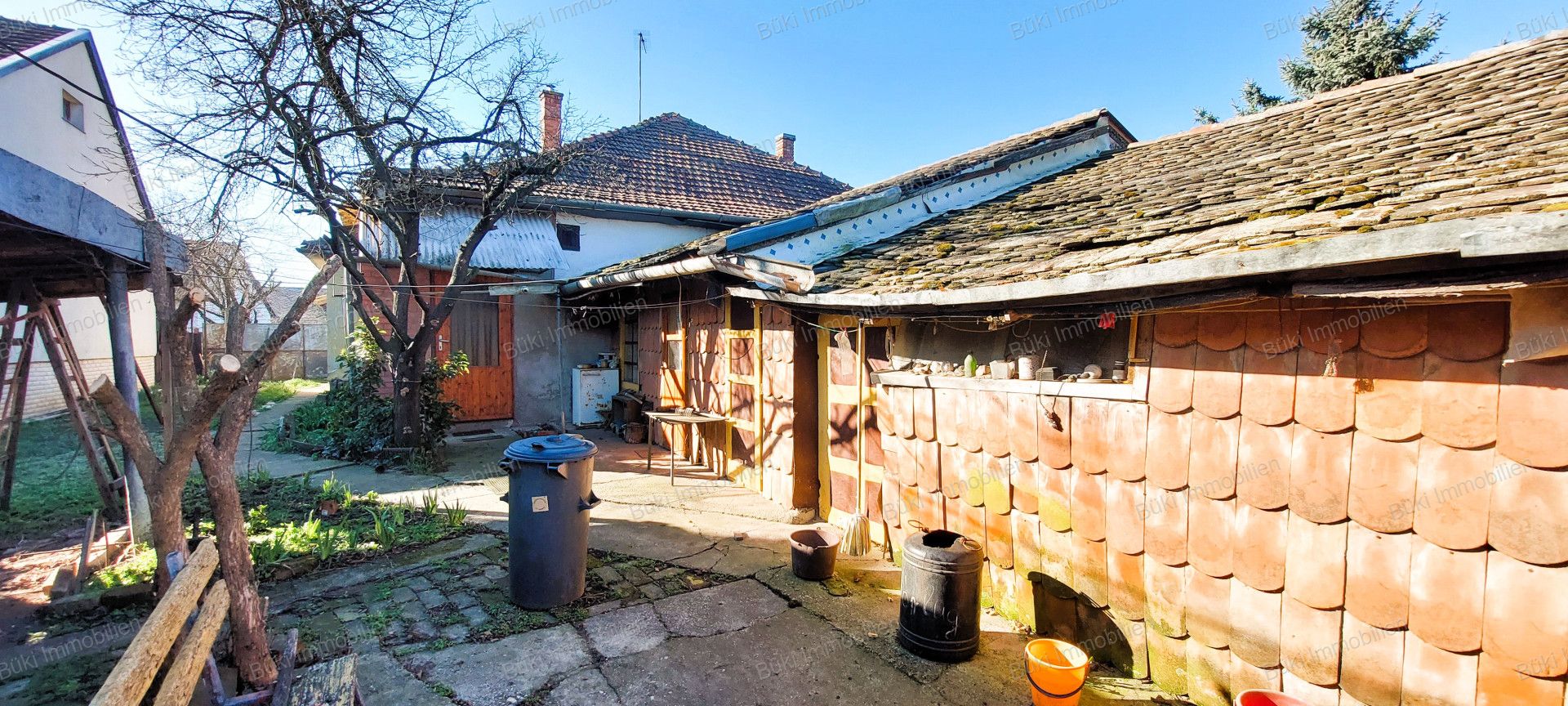 A fájl már létezik a célhelyen: import/kepek/vizjeles_5679881.jpg
For sale house Mezőberény  140 m<sup>2</sup> 12 millió Ft