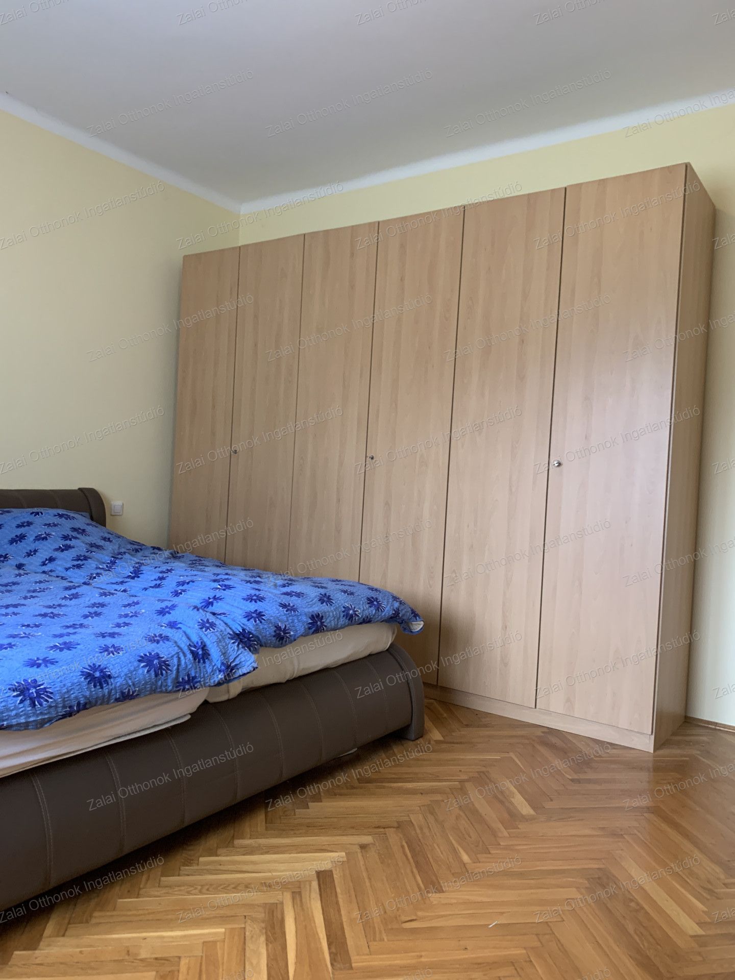 A fájl már létezik a célhelyen: import/kepek/vizjeles_5684107.jpg
For sale house Balatonberény  100 m<sup>2</sup> 73.9 millió Ft