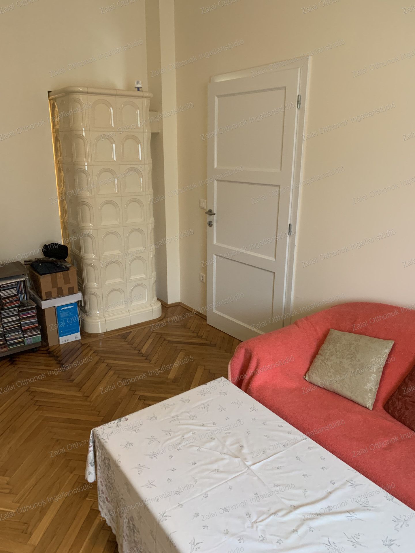 A fájl már létezik a célhelyen: import/kepek/vizjeles_5684116.jpg
For sale house Balatonberény  100 m<sup>2</sup> 73.9 millió Ft