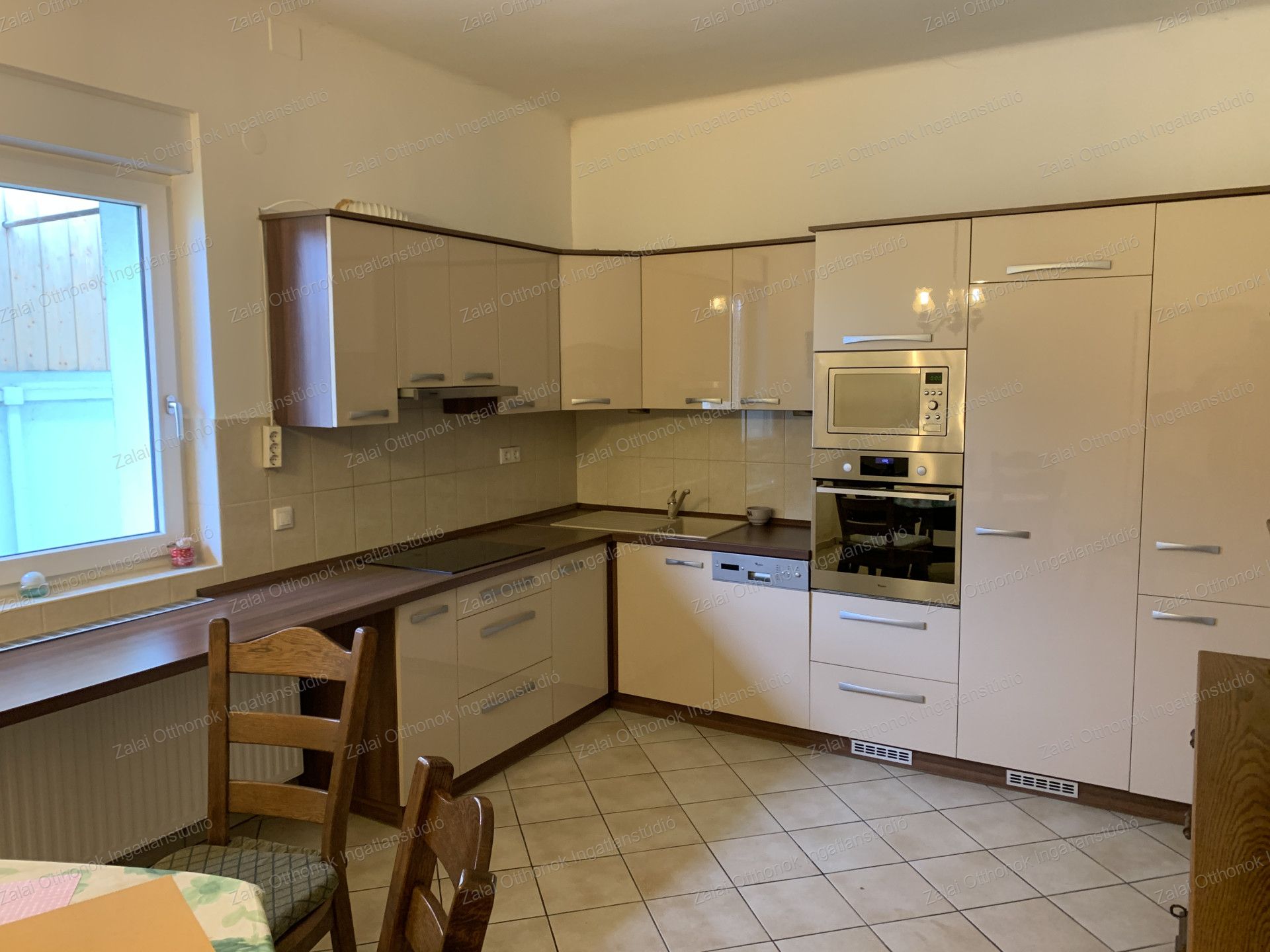 A fájl már létezik a célhelyen: import/kepek/vizjeles_5684117.jpg
For sale house Balatonberény  100 m<sup>2</sup> 73.9 millió Ft