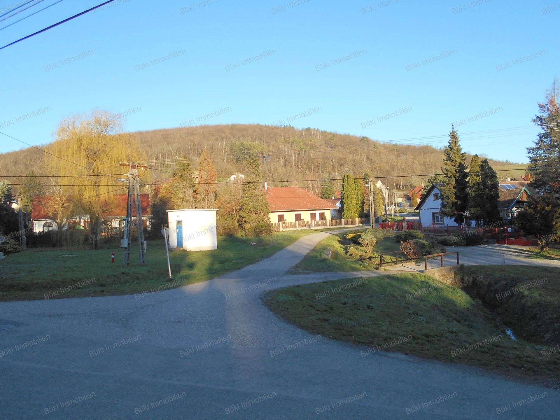 A fájl már létezik a célhelyen: import/kepek/vizjeles_5684441.jpg
For sale plot of land, building lot Orfű  884 m<sup>2</sup> 16.99 millió Ft
