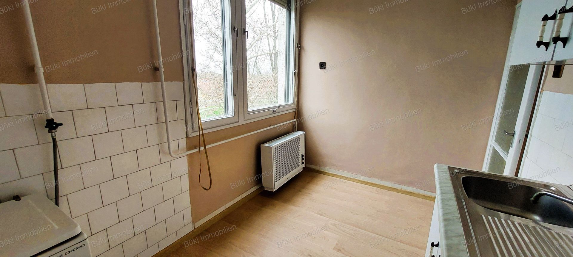 A fájl már létezik a célhelyen: import/kepek/vizjeles_5686257.jpg
For sale flat Békés  59 m<sup>2</sup> 16.9 millió Ft