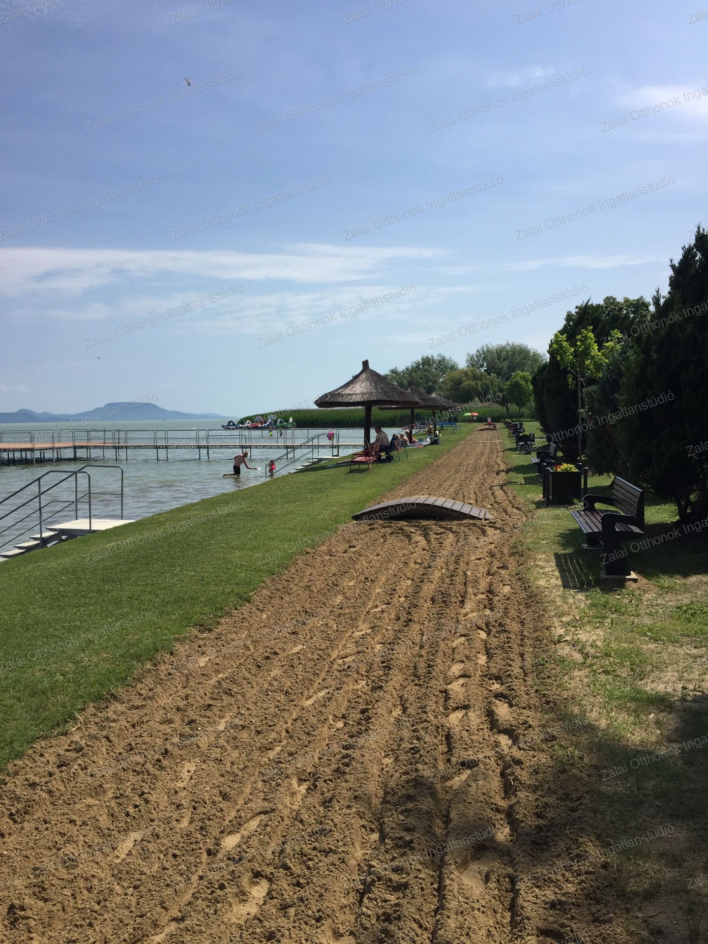 A fájl már létezik a célhelyen: import/kepek/vizjeles_5690063.jpg
For sale recreational home, summer house Balatonberény  32 m<sup>2</sup> 44.5 millió Ft