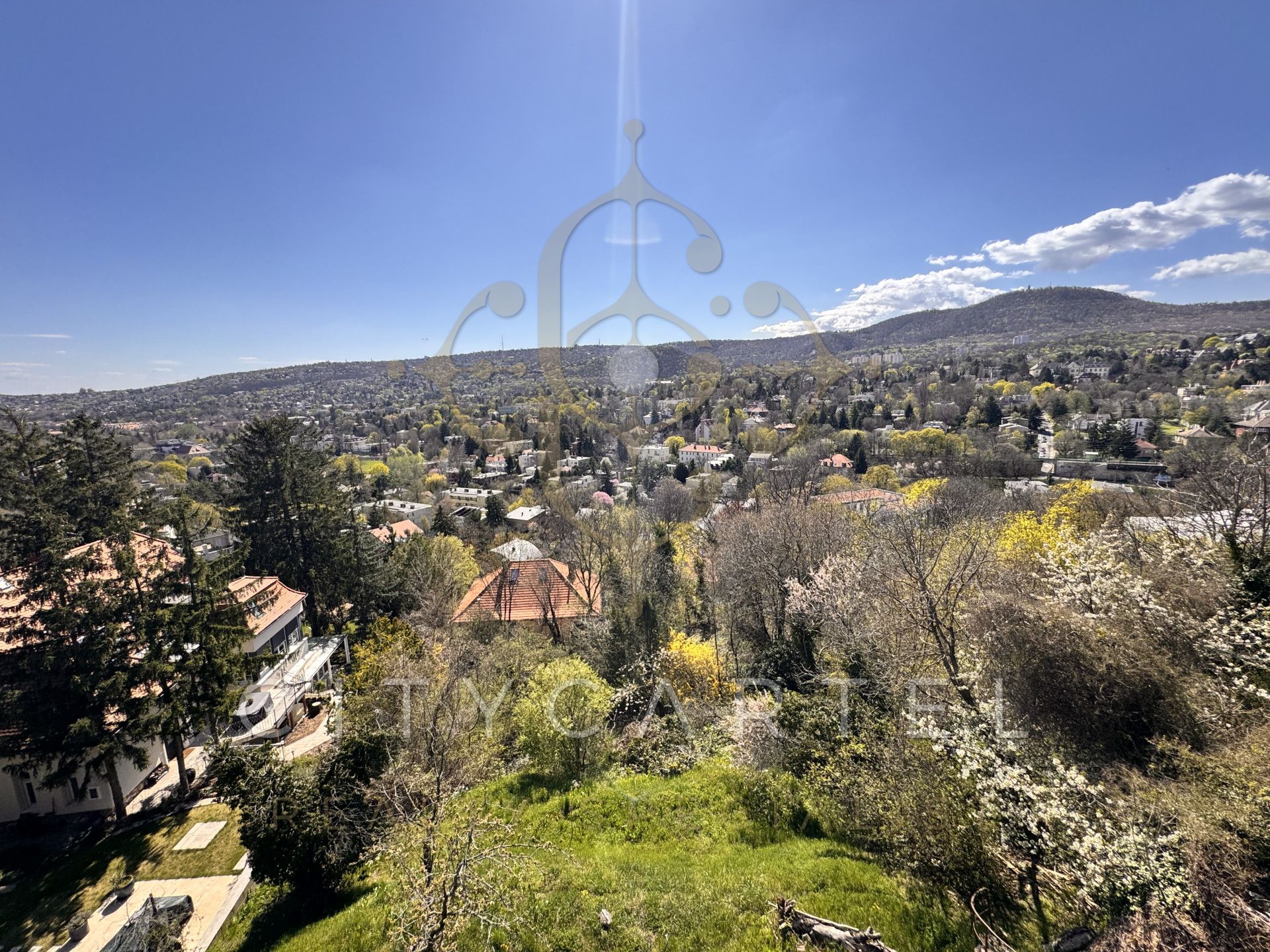 A fájl már létezik a célhelyen: import/kepek/vizjeles_5699276.jpg
Eladó Építési telek Budapest, II. kerület  1365 m<sup>2</sup> 499 millió Ft