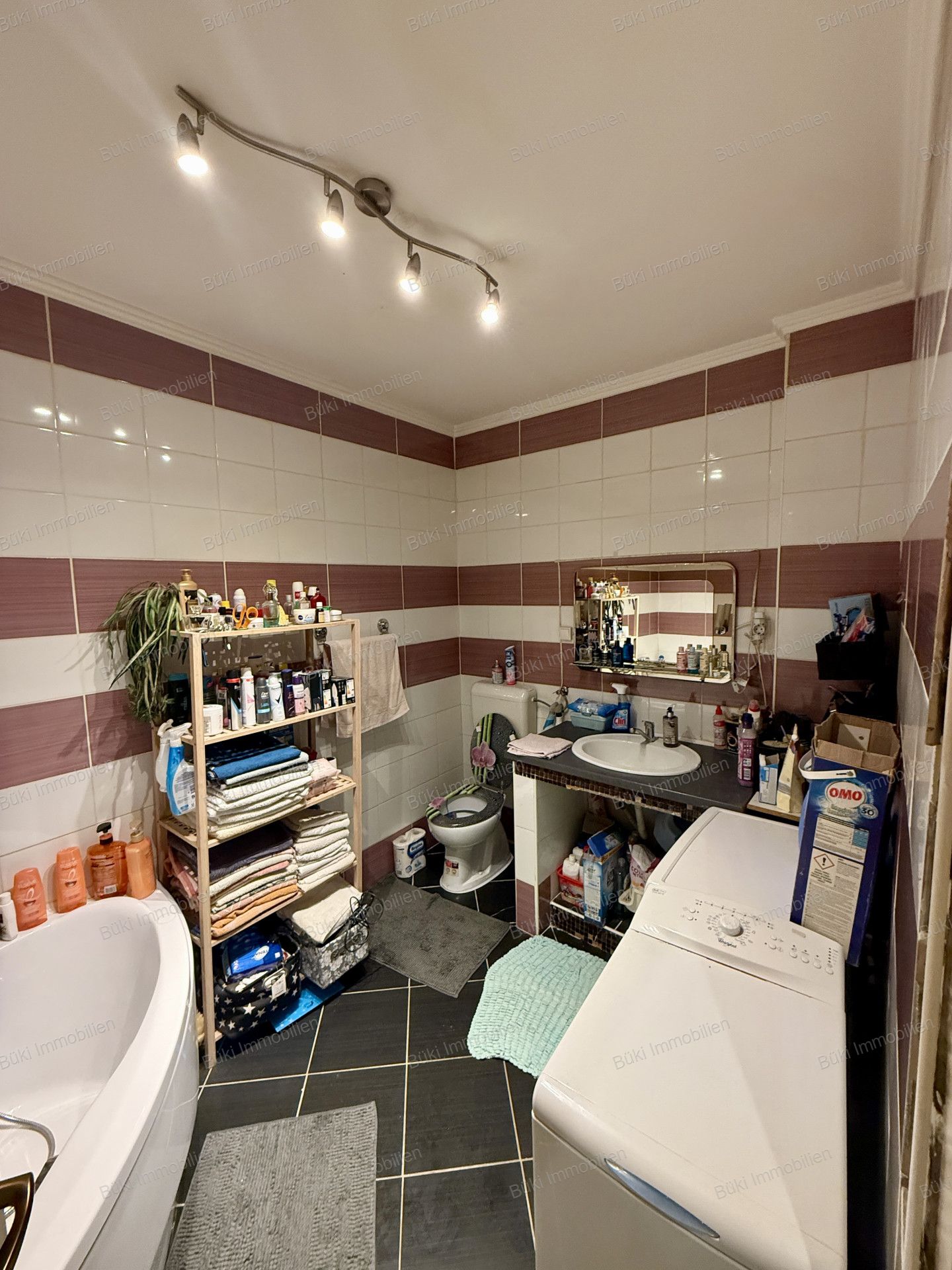 A fájl már létezik a célhelyen: import/kepek/vizjeles_5699857.jpg
For sale flat Sátoraljaújhely  100 m<sup>2</sup> 28.99 millió Ft