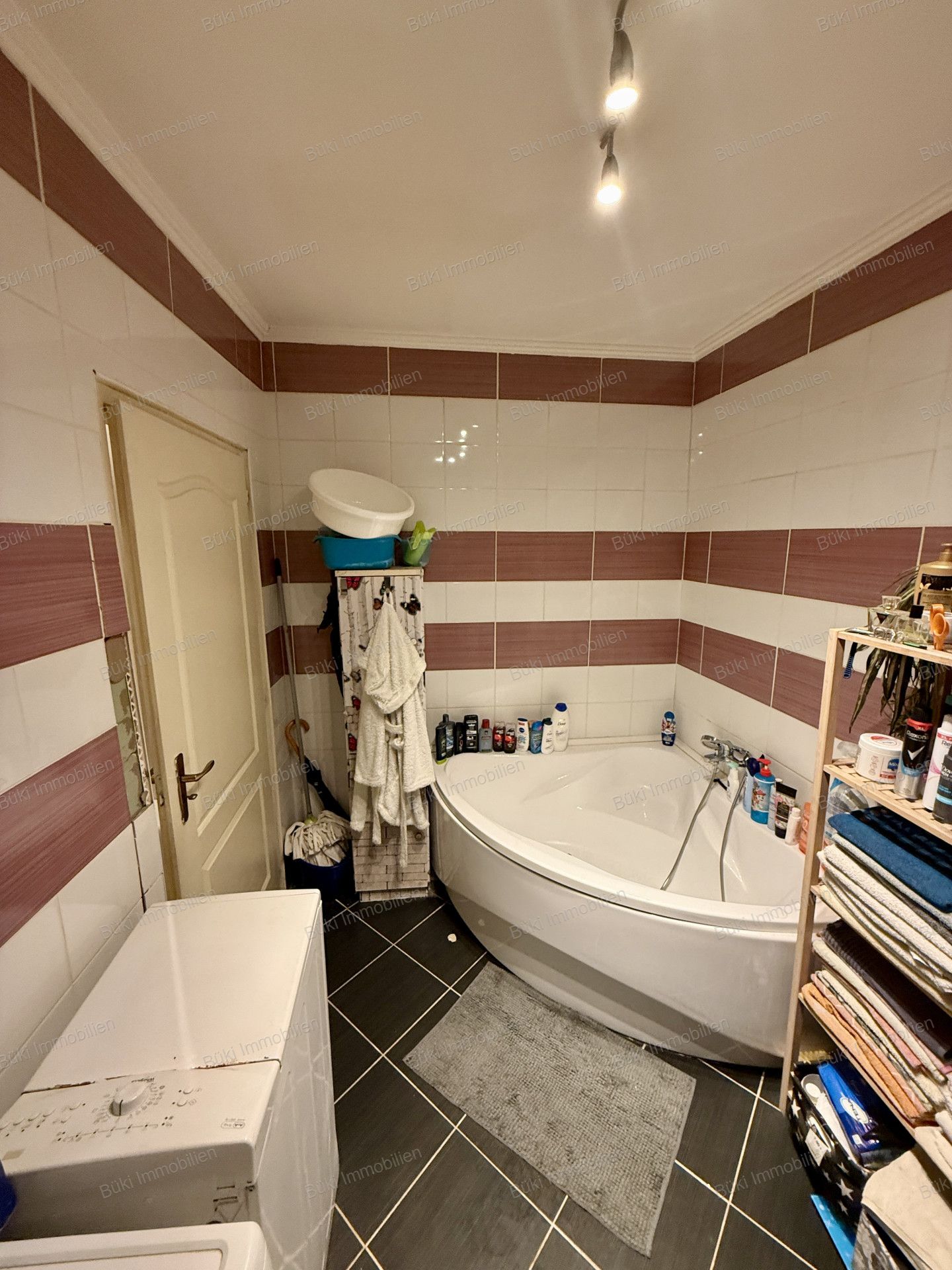A fájl már létezik a célhelyen: import/kepek/vizjeles_5699858.jpg
For sale flat Sátoraljaújhely  100 m<sup>2</sup> 28.99 millió Ft