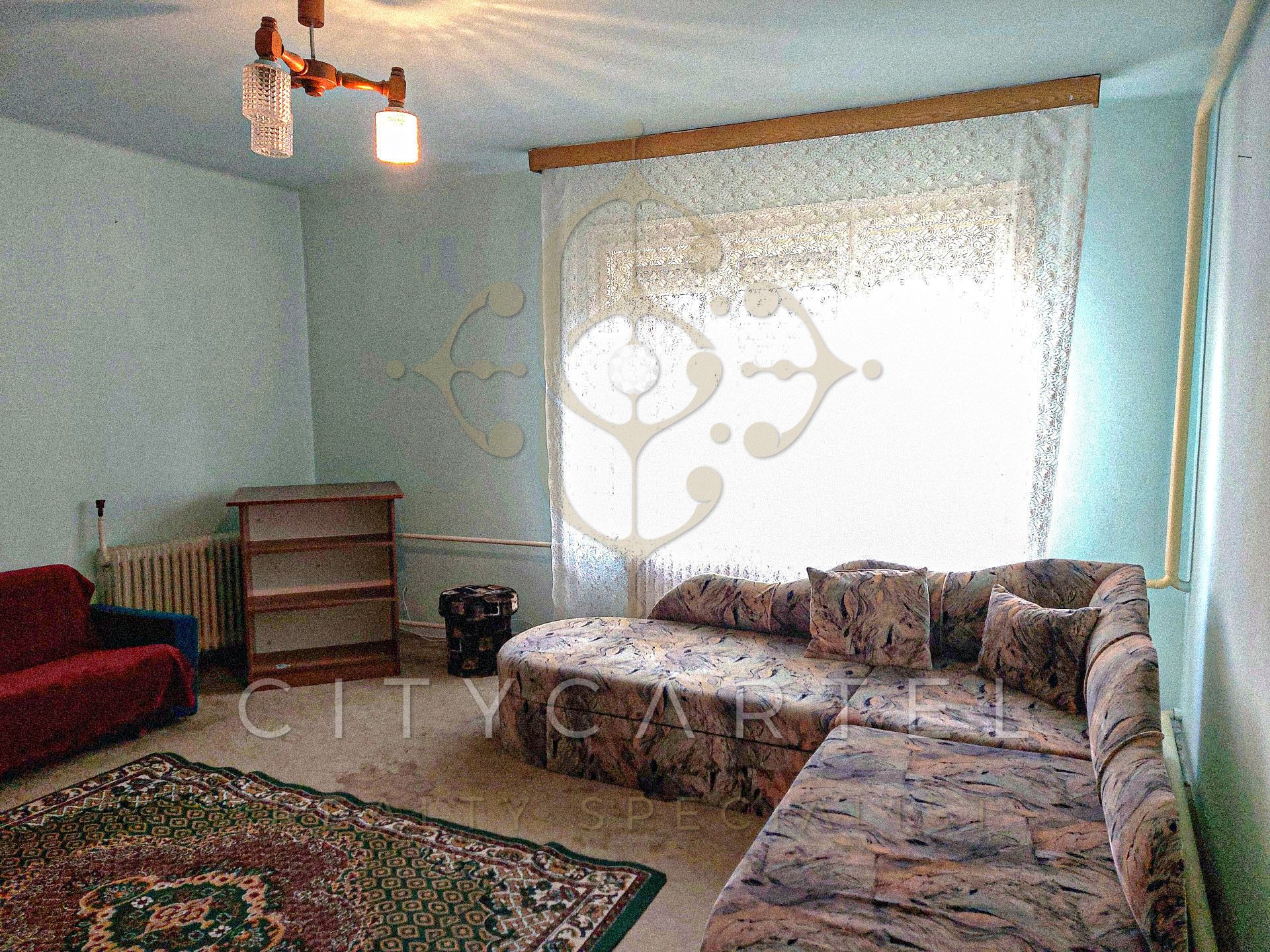 A fájl már létezik a célhelyen: import/kepek/vizjeles_5700172.jpg
For sale house Solt  102 m<sup>2</sup> 32 millió Ft