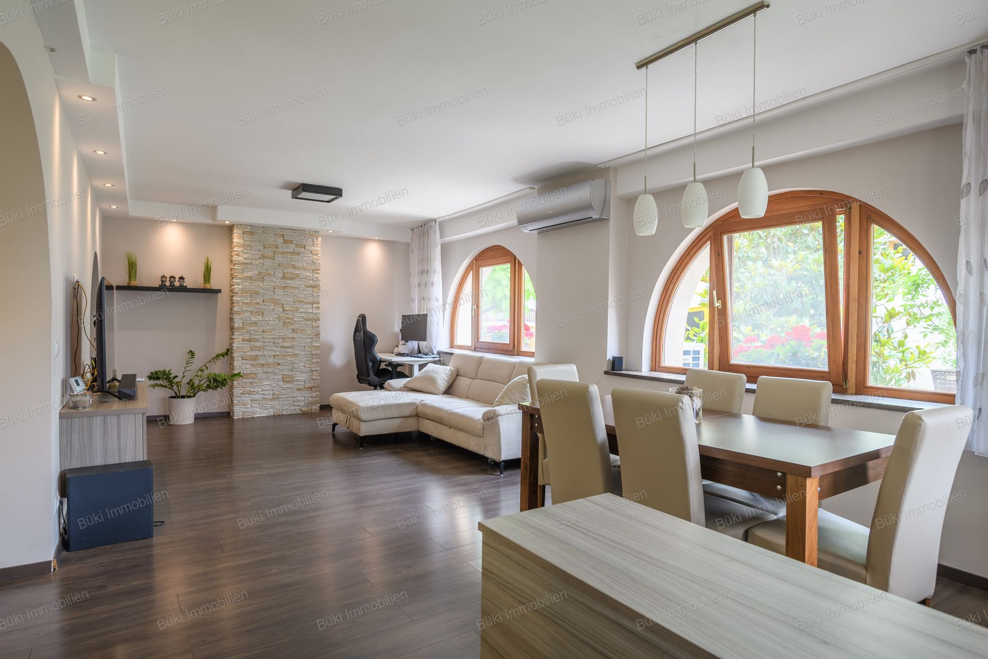 A fájl már létezik a célhelyen: import/kepek/vizjeles_5700548.jpg
For sale house Érd  235 m<sup>2</sup> 185 millió Ft