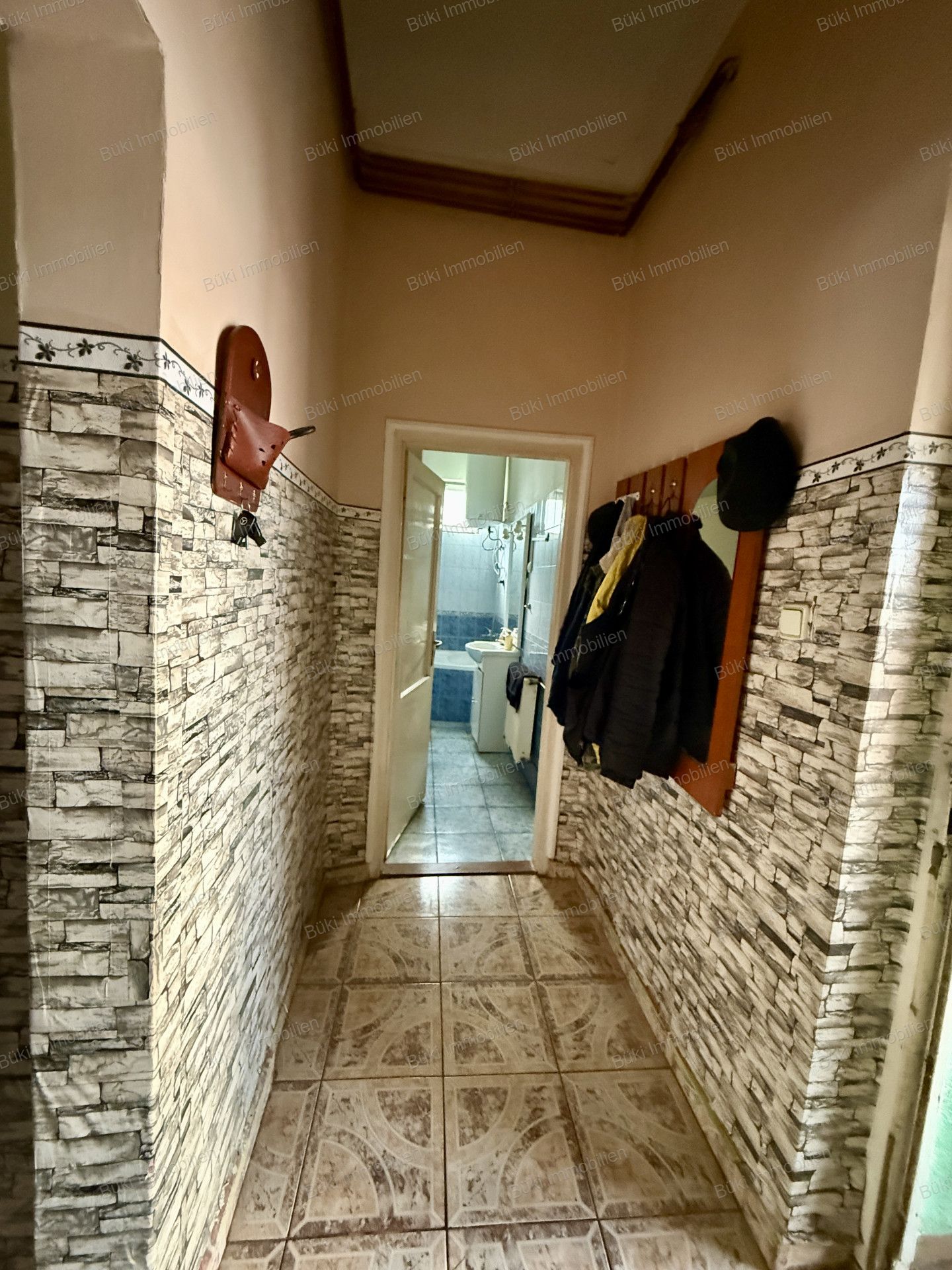 A fájl már létezik a célhelyen: import/kepek/vizjeles_5703080.jpg
For sale Condominium Sátoraljaújhely  241 m<sup>2</sup> 58.99 millió Ft