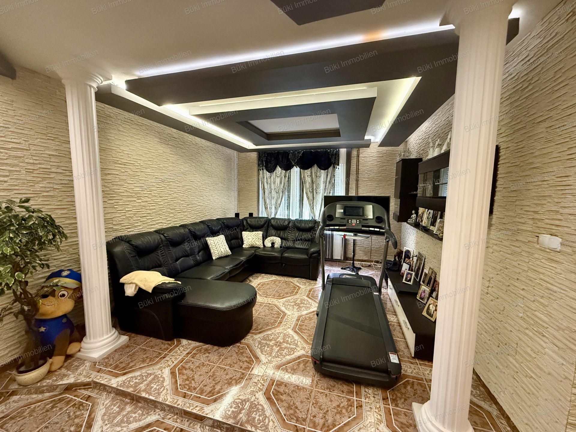 A fájl már létezik a célhelyen: import/kepek/vizjeles_5703089.jpg
For sale Condominium Sátoraljaújhely  241 m<sup>2</sup> 58.99 millió Ft