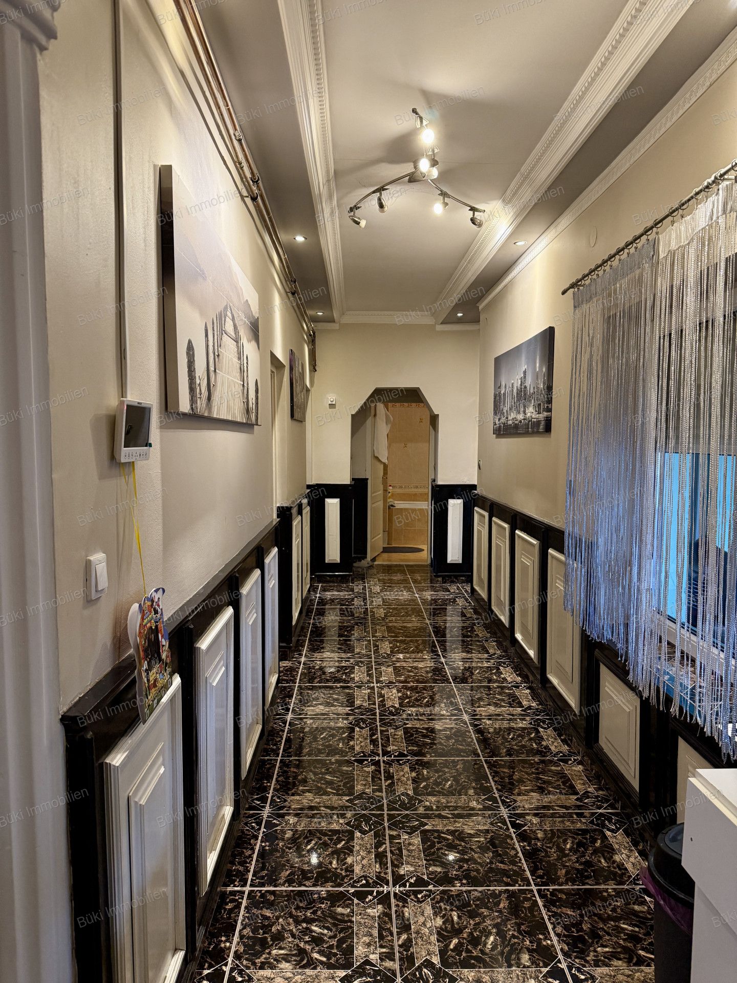 A fájl már létezik a célhelyen: import/kepek/vizjeles_5703094.jpg
For sale Condominium Sátoraljaújhely  241 m<sup>2</sup> 58.99 millió Ft