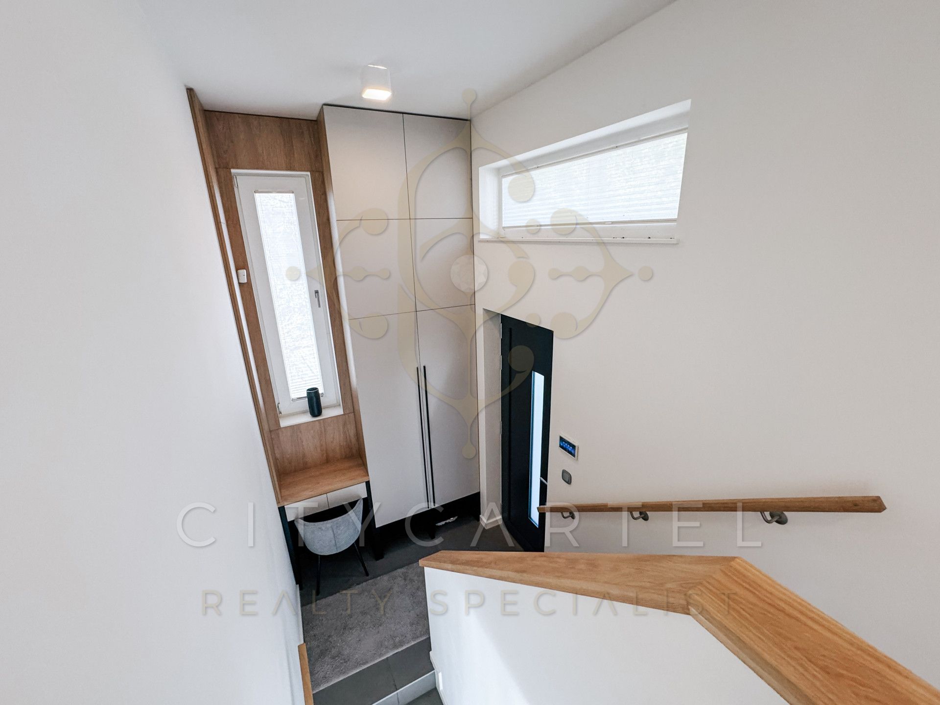 A fájl már létezik a célhelyen: import/kepek/vizjeles_5703867.jpg
Eladó Családi ház Szentendre  160 m<sup>2</sup> 275 millió Ft