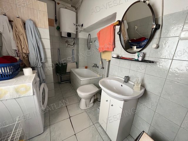 A fájl már létezik a célhelyen: import/kepek/vizjeles_5705910.jpg
Eladó Családi ház Kakucs  78 m<sup>2</sup> 32.4 millió Ft