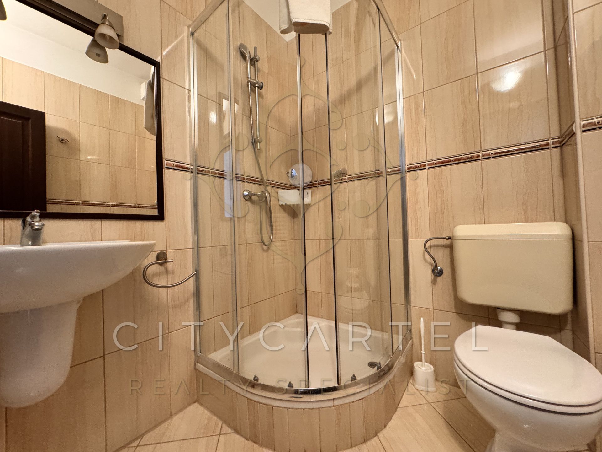 A fájl már létezik a célhelyen: import/kepek/vizjeles_5708238.jpg
For sale Hotel, guesthouse Budaörs  947 m<sup>2</sup> 799 millió Ft