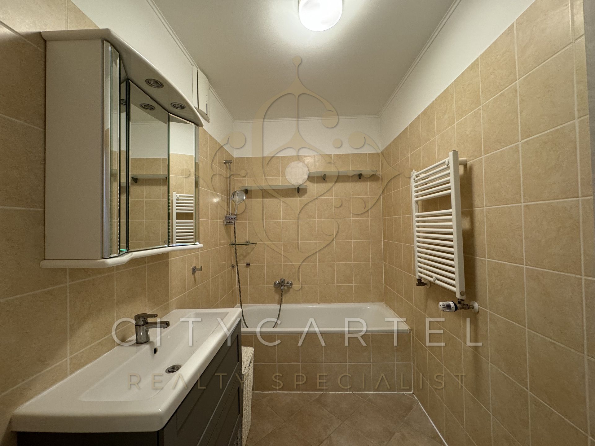A fájl már létezik a célhelyen: import/kepek/vizjeles_5710539.jpg
Eladó Téglalakás Budapest, XIII. kerület  51 m<sup>2</sup> 109 millió Ft