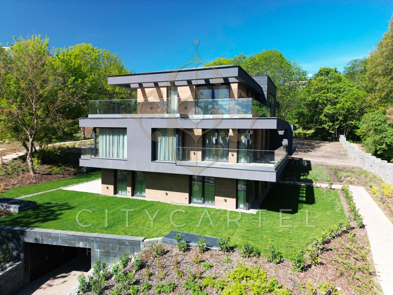 A fájl már létezik a célhelyen: import/kepek/vizjeles_5711212.jpg
For sale flat Budapest, II. kerület  137 m<sup>2</sup> 470 millió Ft