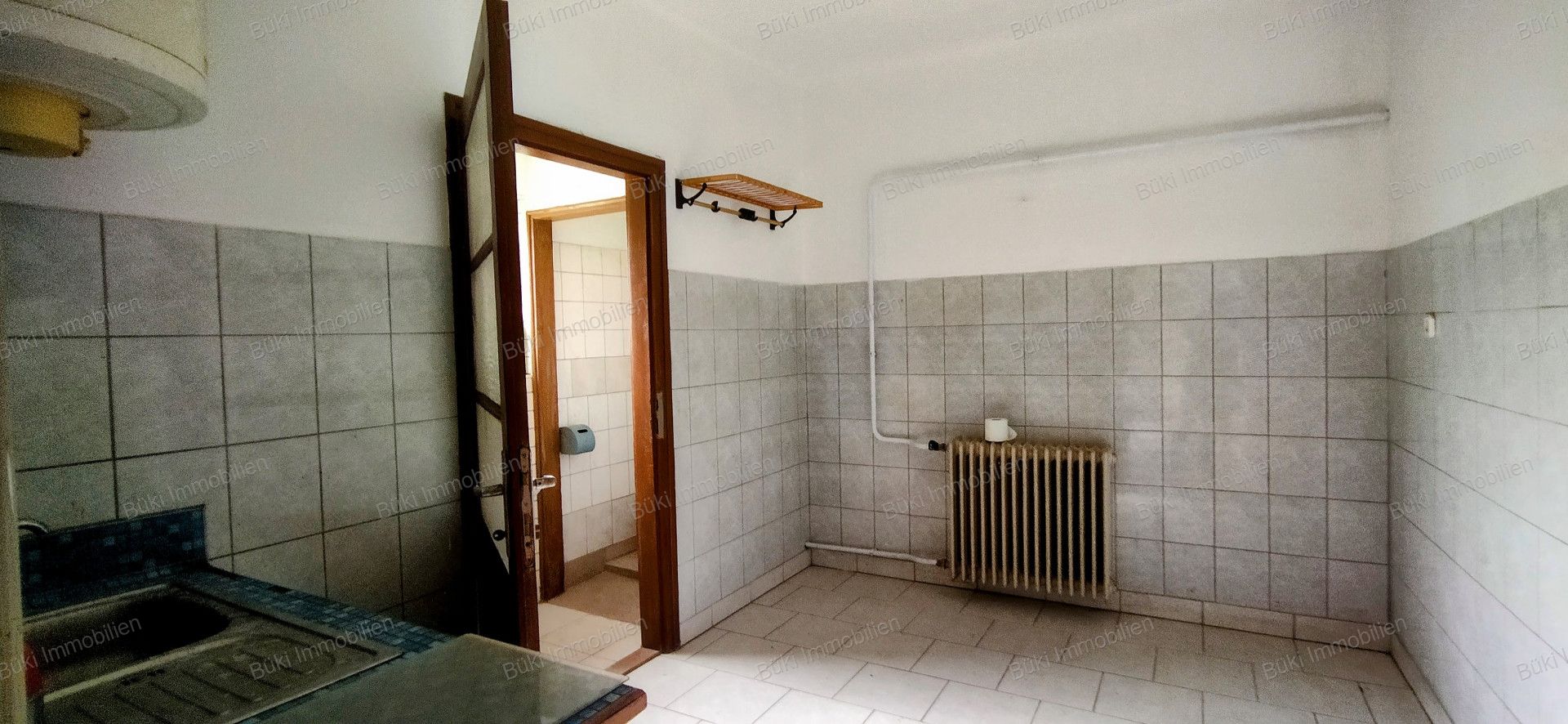 A fájl már létezik a célhelyen: import/kepek/vizjeles_5711323.jpg
For sale house Békés  350 m<sup>2</sup> 38.8 millió Ft