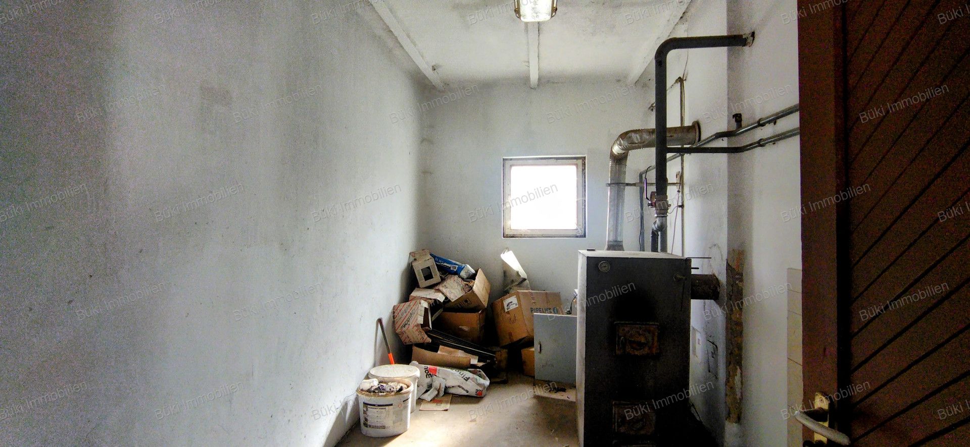 A fájl már létezik a célhelyen: import/kepek/vizjeles_5711324.jpg
For sale house Békés  350 m<sup>2</sup> 38.8 millió Ft