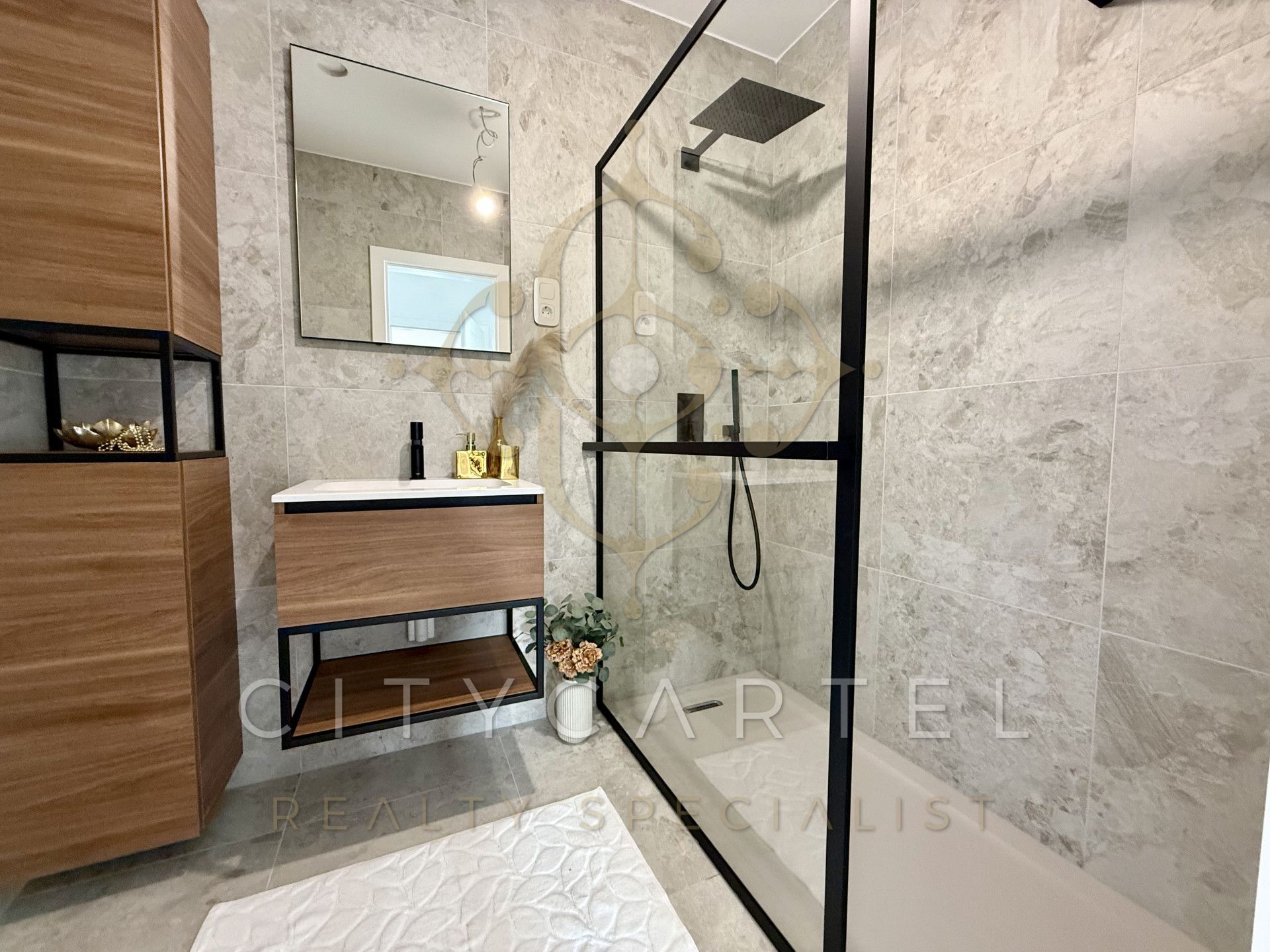A fájl már létezik a célhelyen: import/kepek/vizjeles_5717507.jpg
For sale Semi-detached house Budapest, II. kerület  202 m<sup>2</sup> 339.9 millió Ft