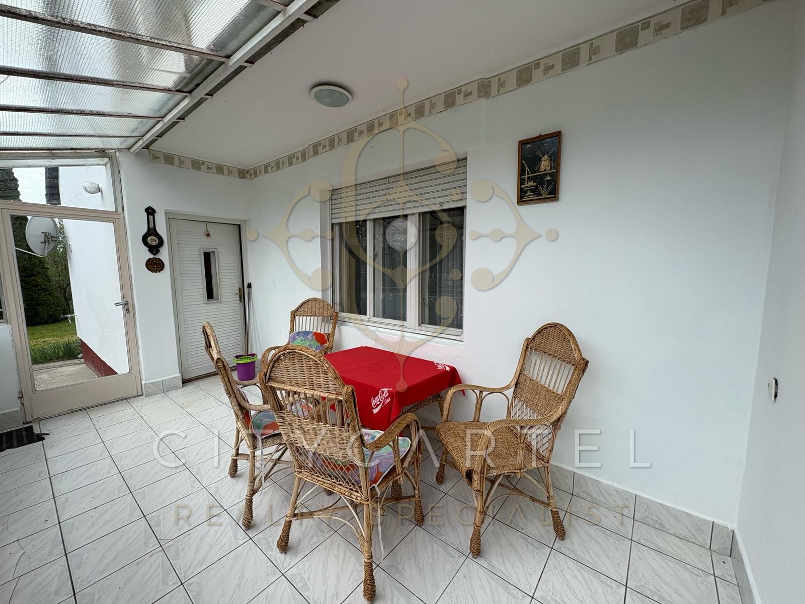 A fájl már létezik a célhelyen: import/kepek/vizjeles_5718343.jpg
Eladó Családi ház Balatonboglár  145 m<sup>2</sup> 56 millió Ft