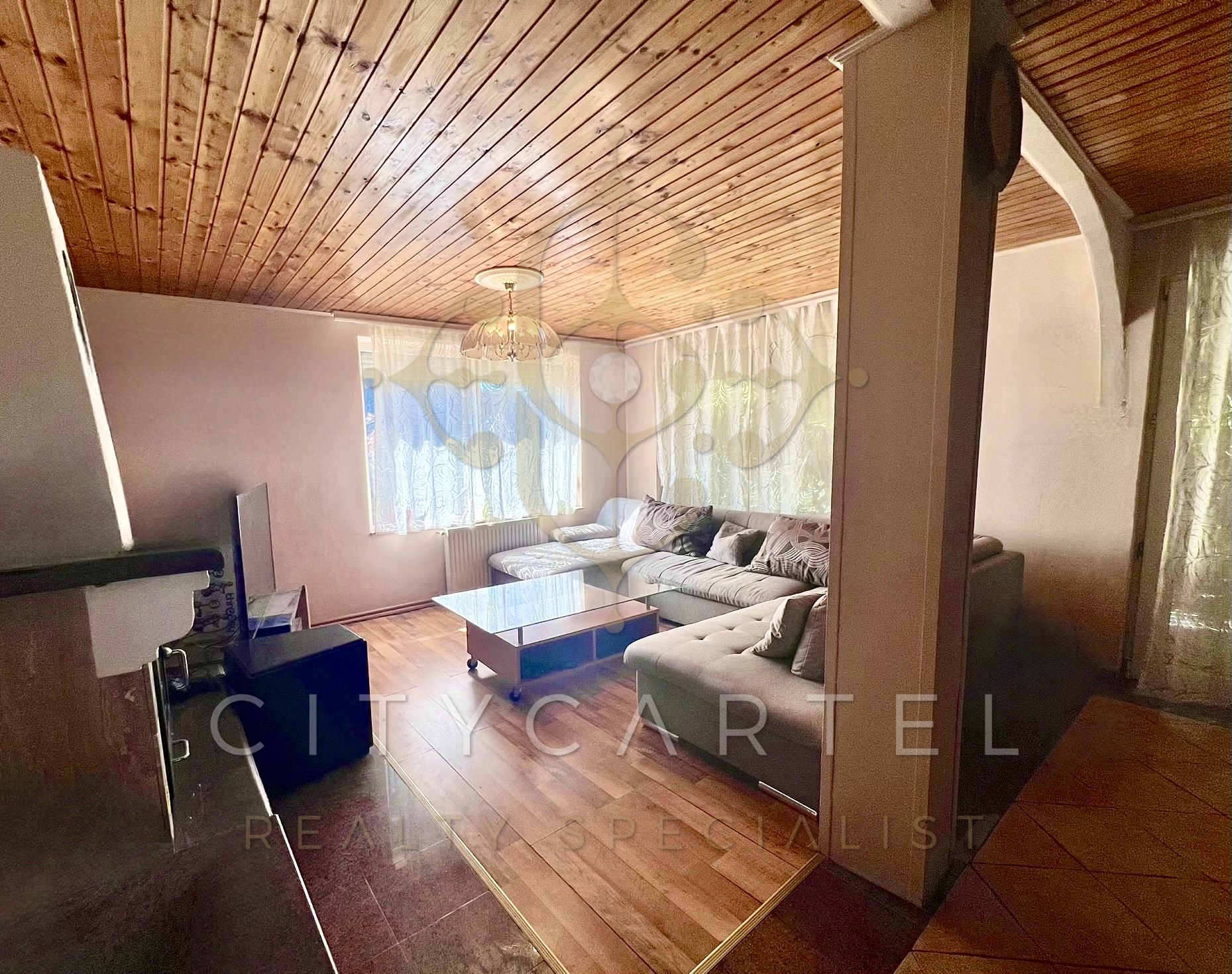 A fájl már létezik a célhelyen: import/kepek/vizjeles_5718614.jpg
For sale house Diósd  107 m<sup>2</sup> 79.9 millió Ft