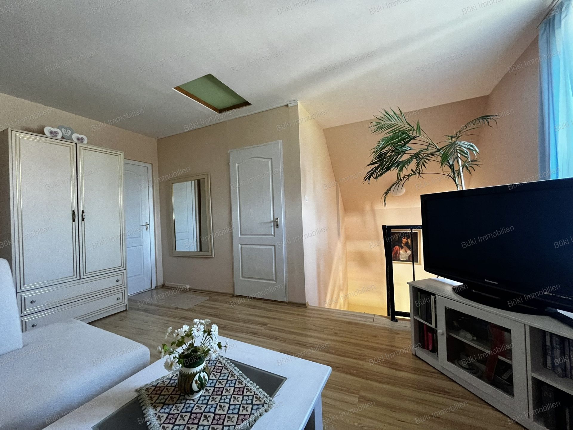 A fájl már létezik a célhelyen: import/kepek/vizjeles_5719622.jpg
For sale house Miskolc  160 m<sup>2</sup> 59.5 millió Ft