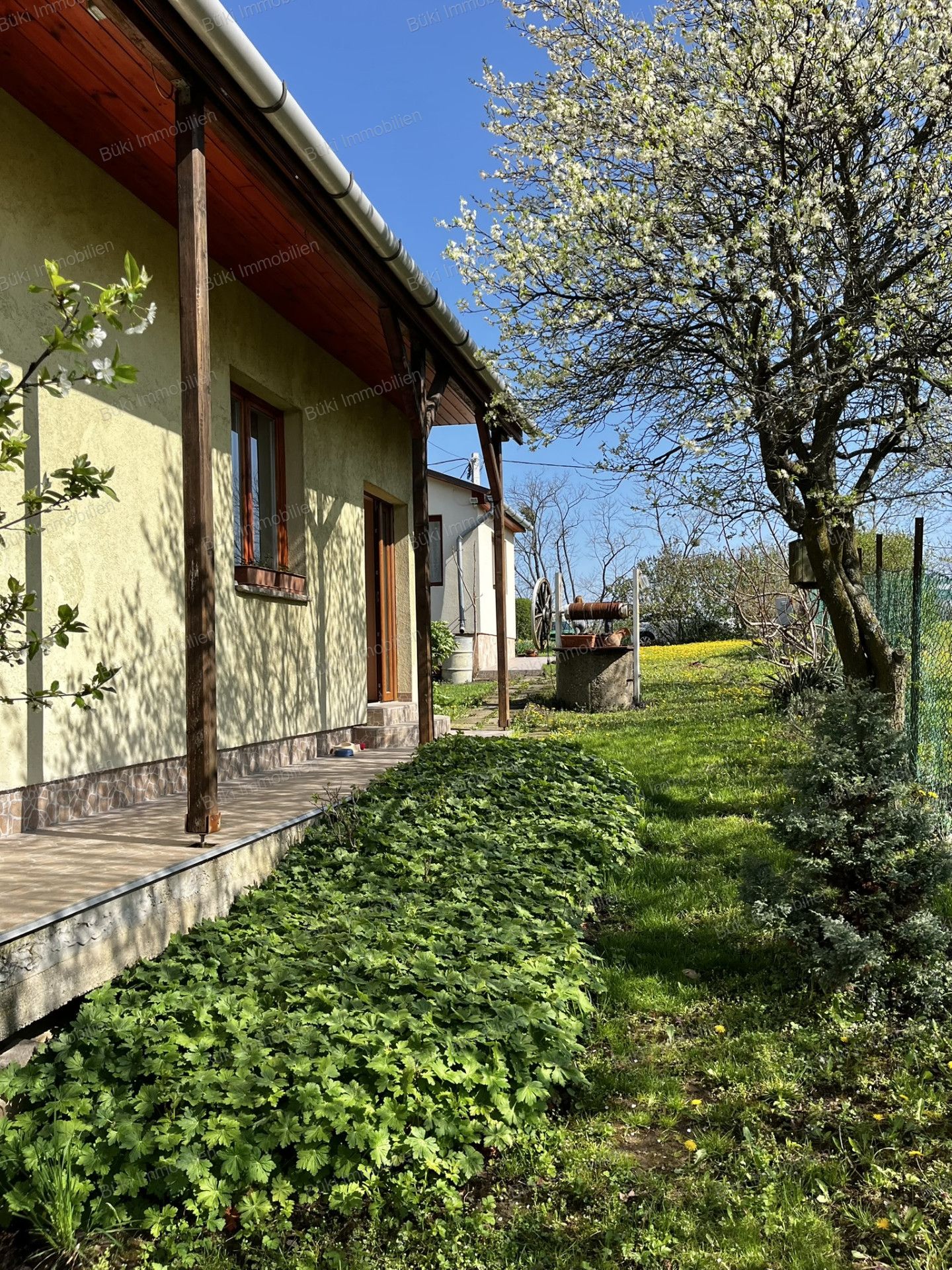 A fájl már létezik a célhelyen: import/kepek/vizjeles_5719630.jpg
For sale house Miskolc  160 m<sup>2</sup> 59.5 millió Ft
