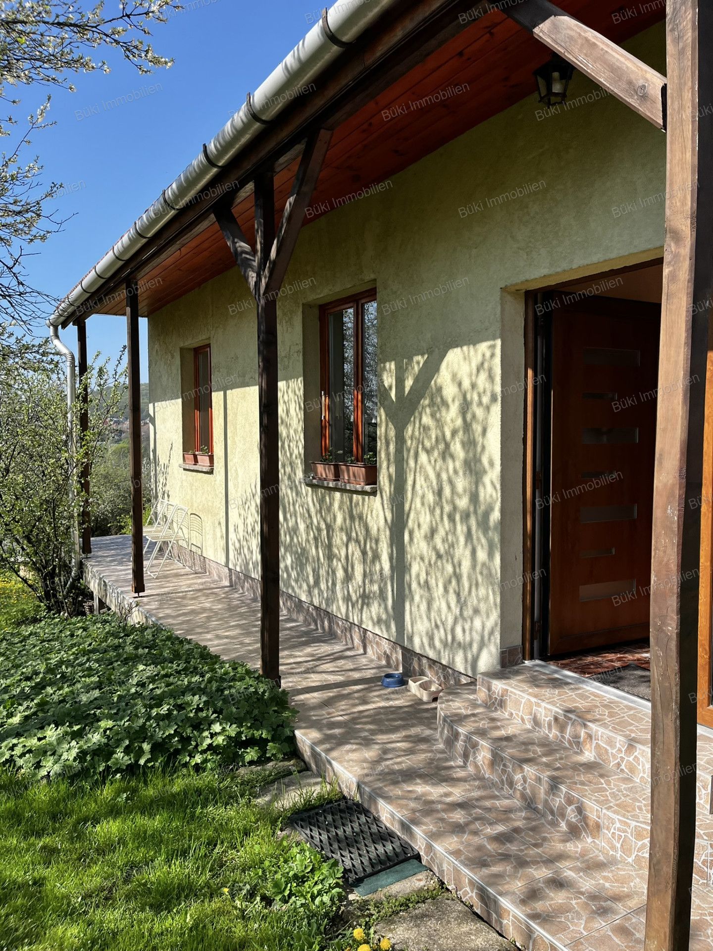 A fájl már létezik a célhelyen: import/kepek/vizjeles_5719631.jpg
For sale house Miskolc  160 m<sup>2</sup> 59.5 millió Ft