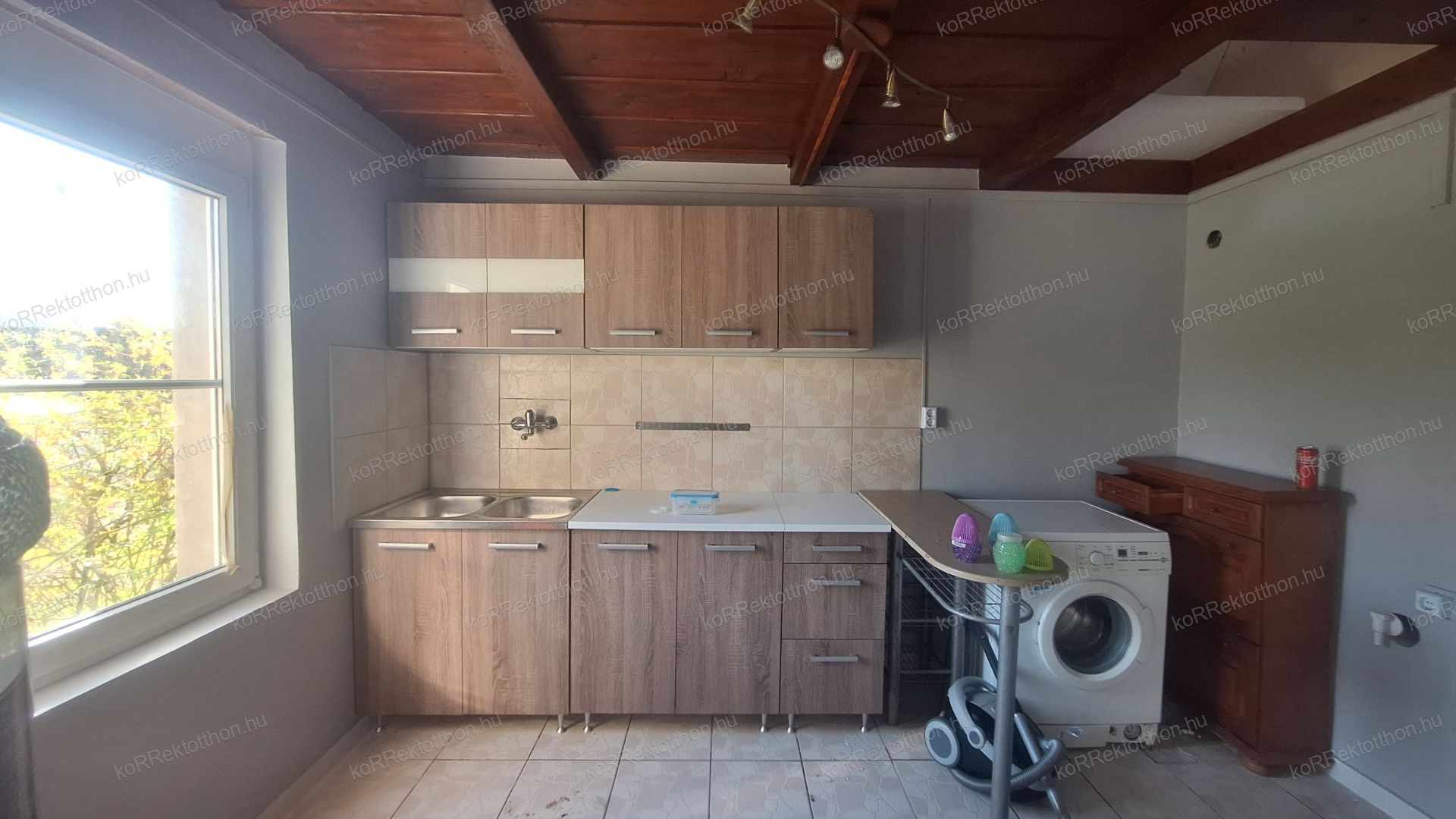A fájl már létezik a célhelyen: import/kepek/vizjeles_5720155.jpg
Eladó Tanya Jászberény  64 m<sup>2</sup> 4.99 millió Ft