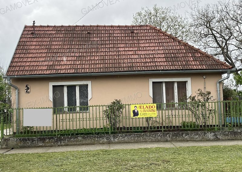 A fájl már létezik a célhelyen: import/kepek/vizjeles_5724594.jpg
Eladó Családi ház Nagybajom  114 m<sup>2</sup> 22.5 millió Ft