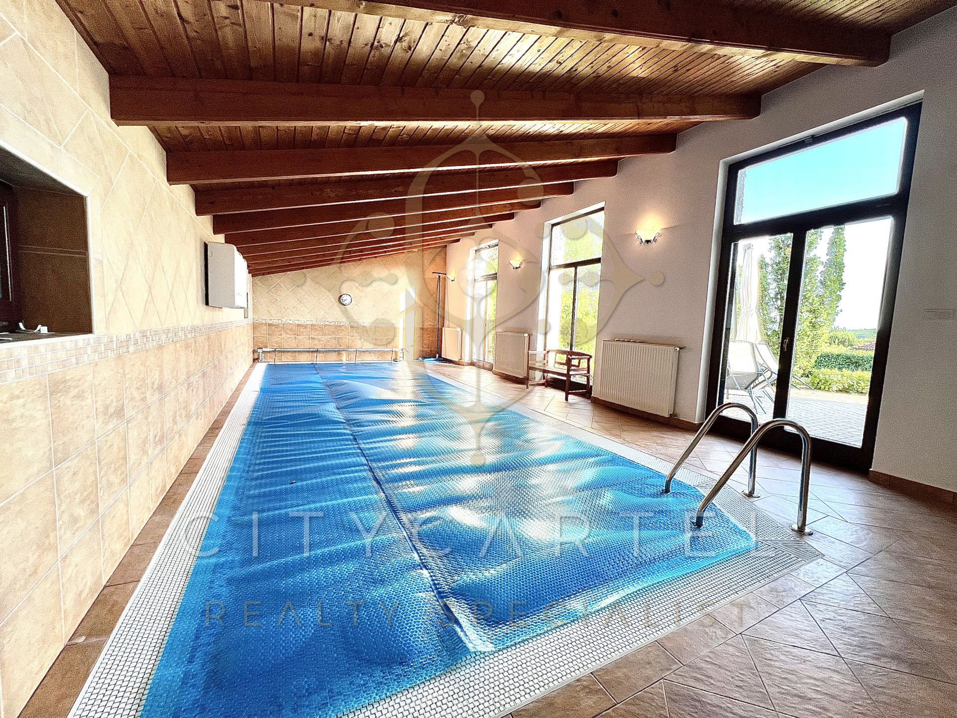 A fájl már létezik a célhelyen: import/kepek/vizjeles_5726022.jpg
For sale house Csomád  360 m<sup>2</sup> 319 millió Ft