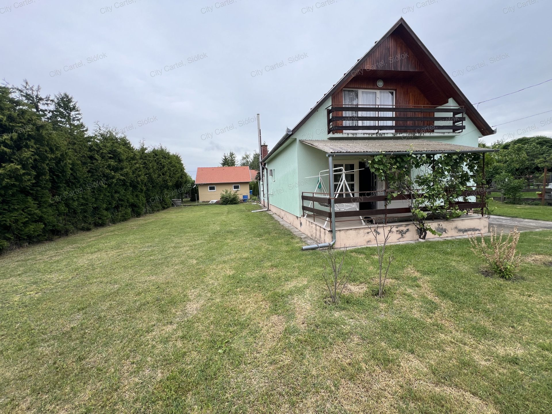 A fájl már létezik a célhelyen: import/kepek/vizjeles_5734067.jpg
Eladó Családi ház Balatonmáriafürdő  100 m<sup>2</sup> 65 millió Ft