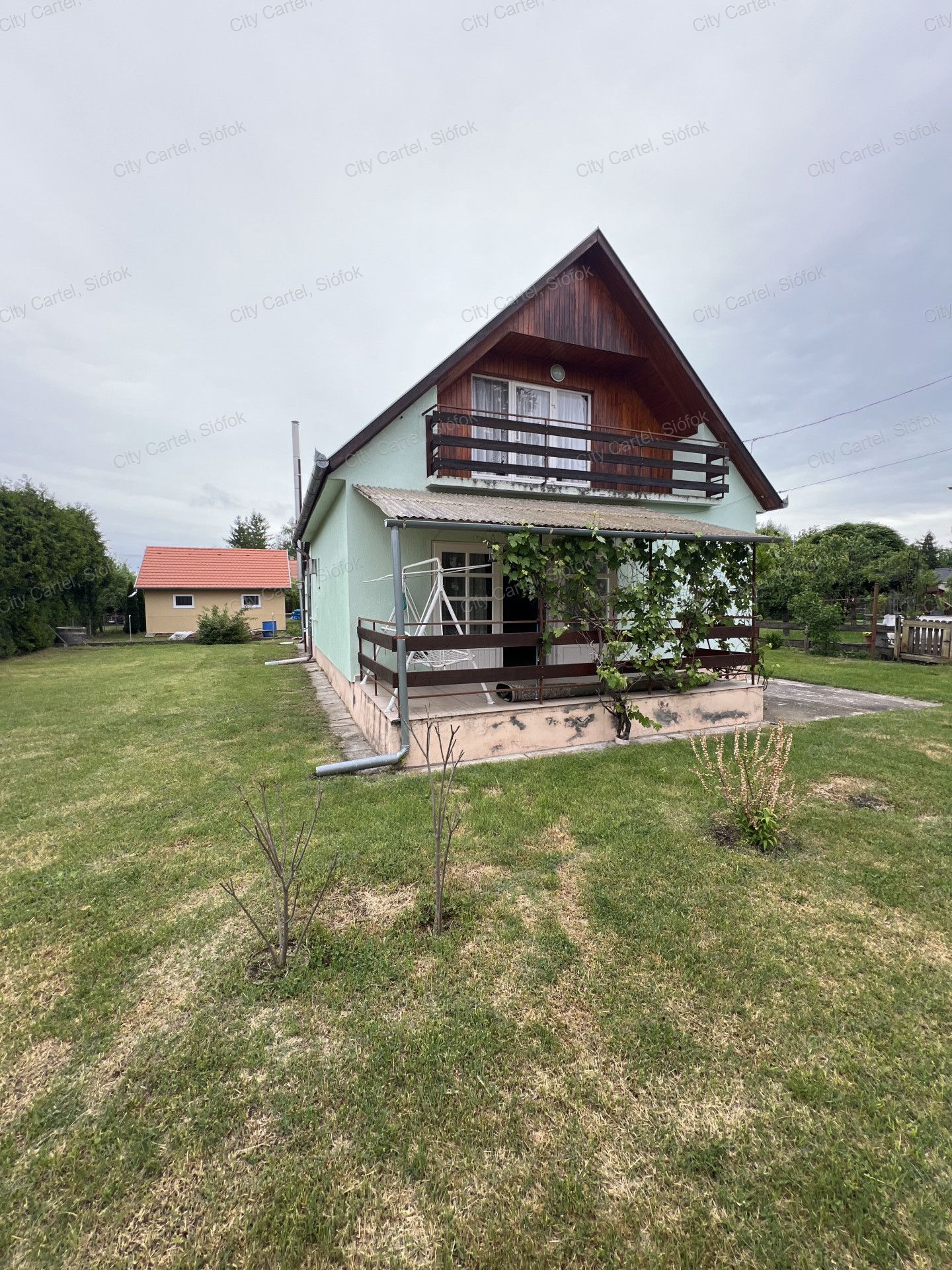 A fájl már létezik a célhelyen: import/kepek/vizjeles_5734069.jpg
Eladó Családi ház Balatonmáriafürdő  100 m<sup>2</sup> 65 millió Ft