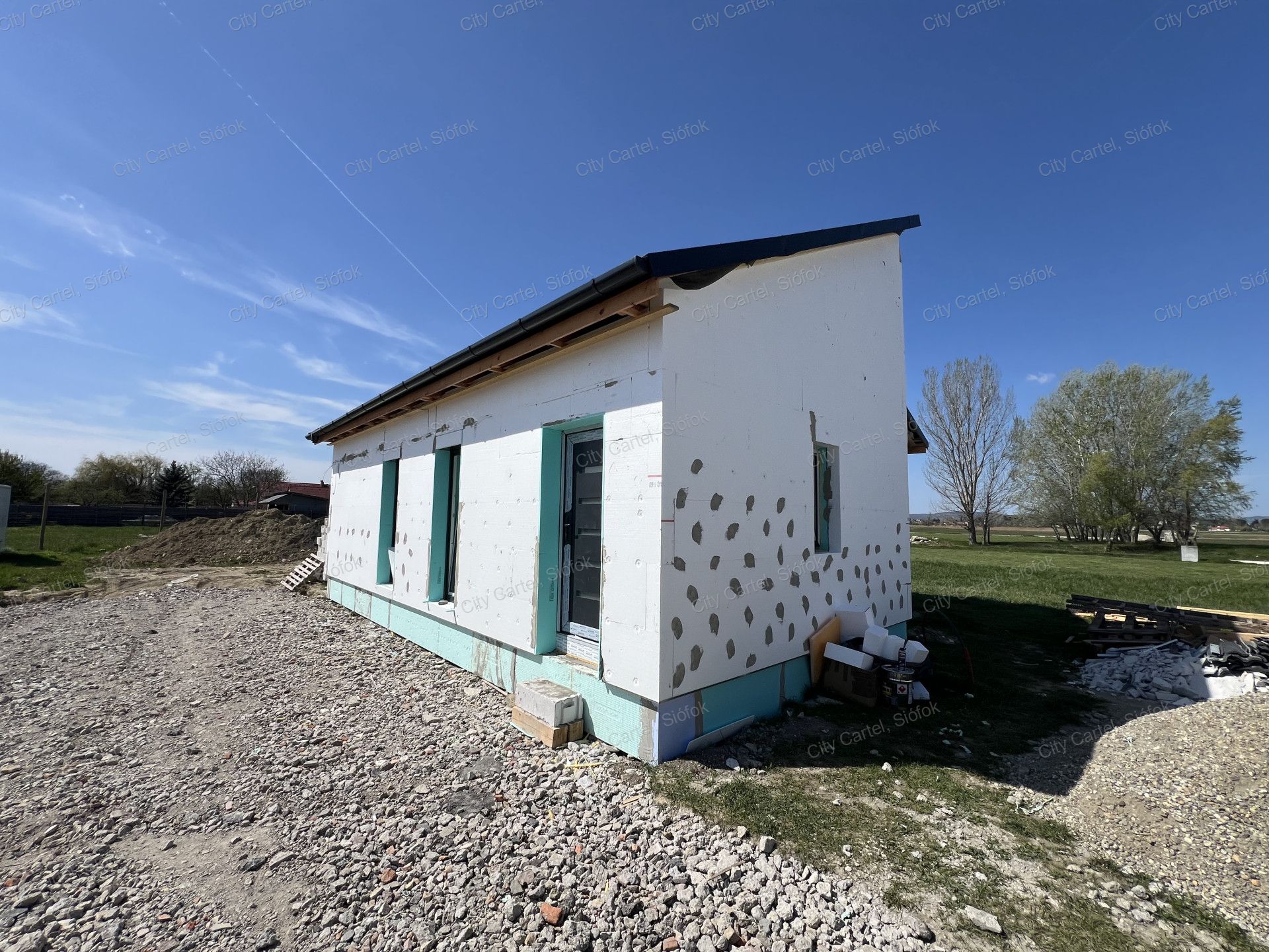 A fájl már létezik a célhelyen: import/kepek/vizjeles_5735580.jpg
Eladó Családi ház Balatonlelle  88 m<sup>2</sup> 71.9 millió Ft