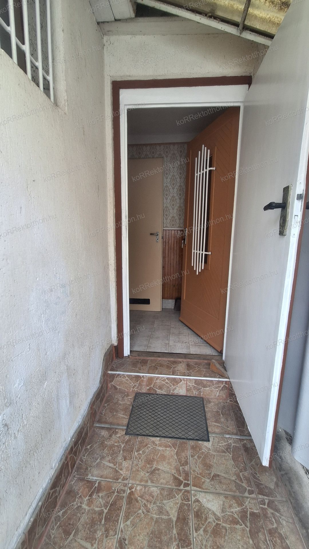 A fájl már létezik a célhelyen: import/kepek/vizjeles_5739421.jpg
Eladó Családi ház Jászberény  110 m<sup>2</sup> 36.99 millió Ft