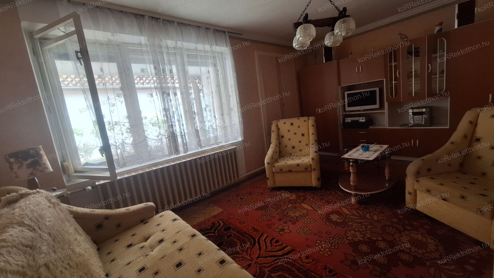 A fájl már létezik a célhelyen: import/kepek/vizjeles_5739432.jpg
Eladó Családi ház Jászberény  110 m<sup>2</sup> 36.99 millió Ft