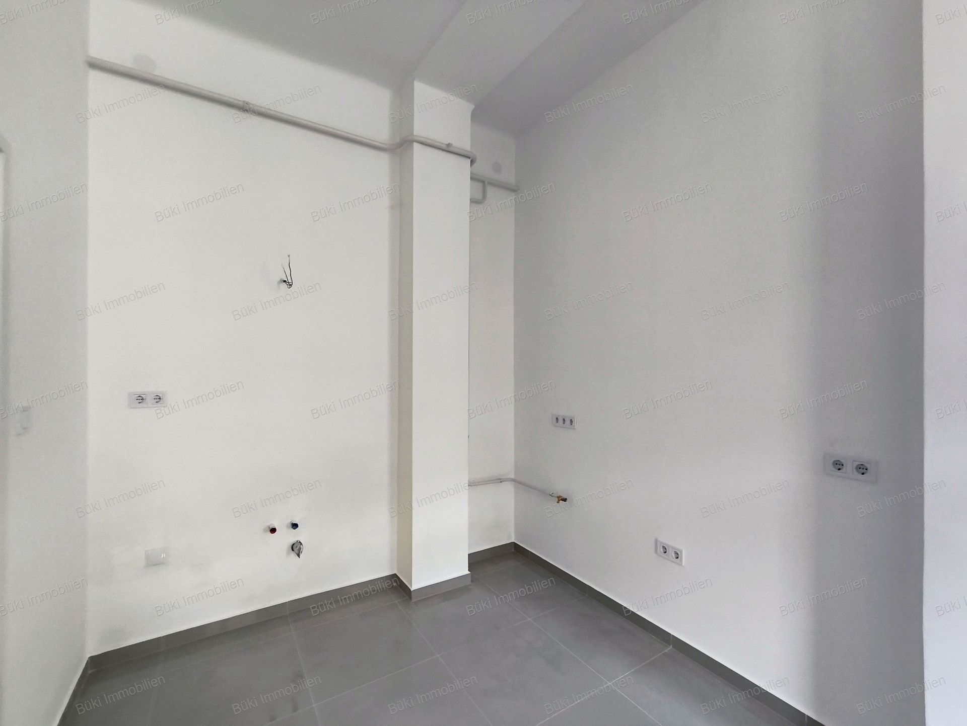 A fájl már létezik a célhelyen: import/kepek/vizjeles_5752621.jpg
For sale house Mezőberény  158 m<sup>2</sup> 29.7 millió Ft
