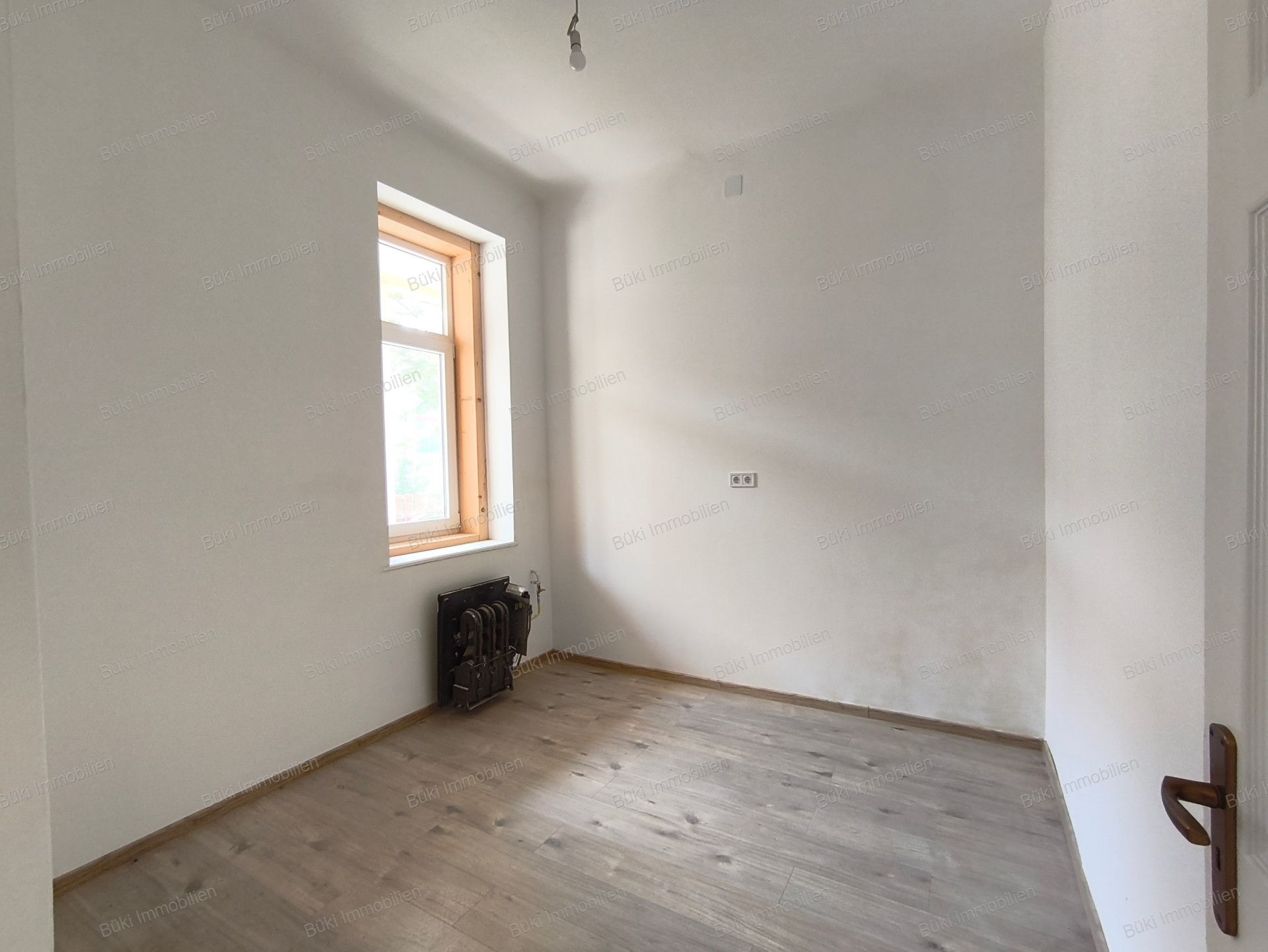 A fájl már létezik a célhelyen: import/kepek/vizjeles_5752622.jpg
For sale house Mezőberény  158 m<sup>2</sup> 29.7 millió Ft