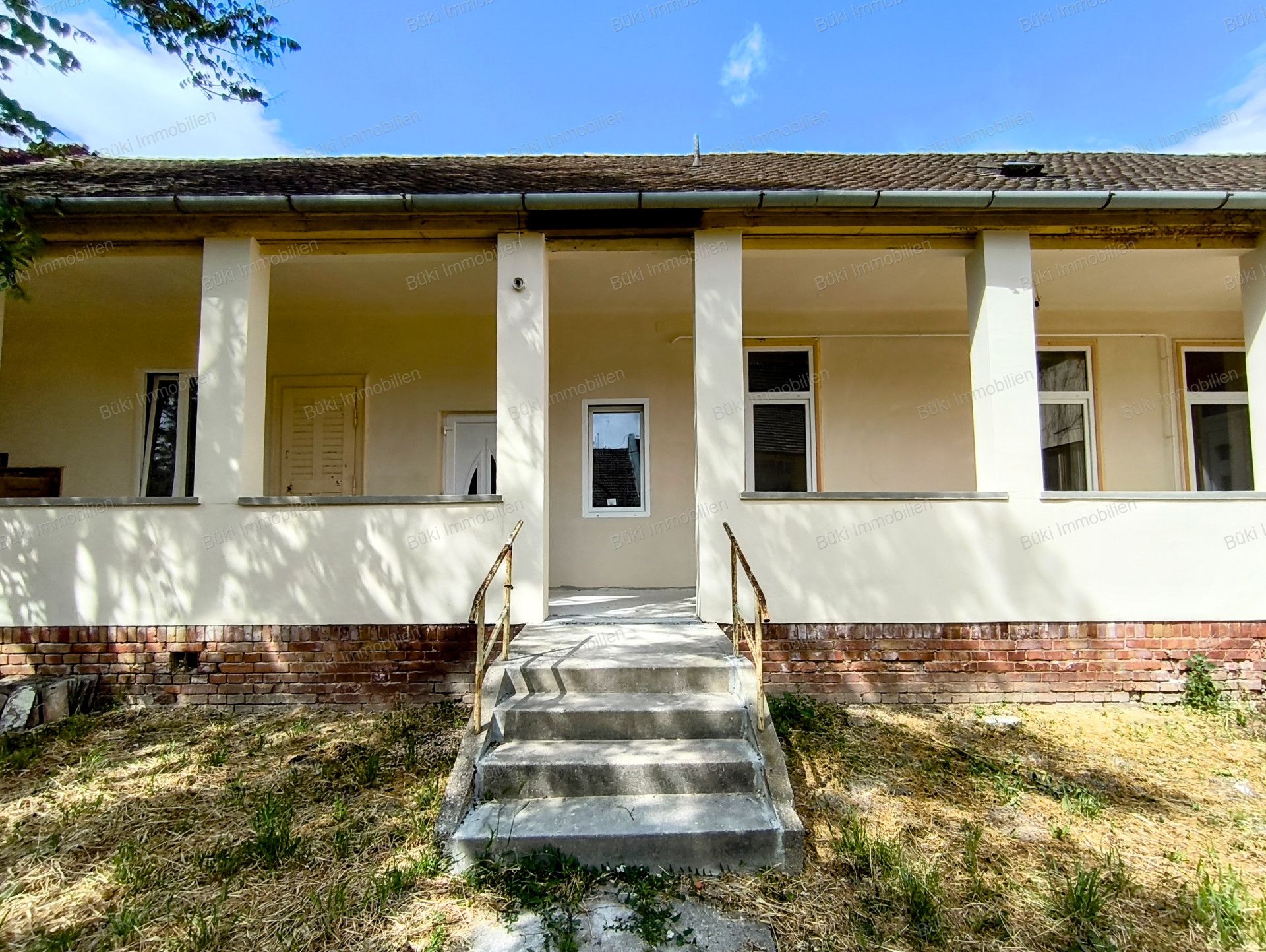 A fájl már létezik a célhelyen: import/kepek/vizjeles_5752635.jpg
For sale house Mezőberény  158 m<sup>2</sup> 29.7 millió Ft