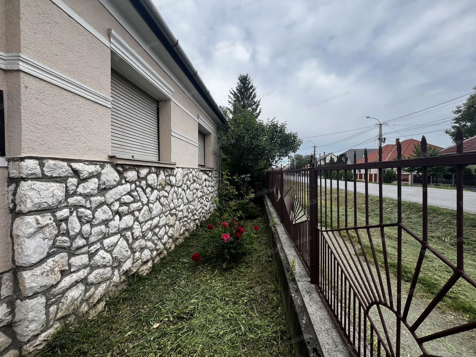 A fájl már létezik a célhelyen: import/kepek/vizjeles_5754447.jpg
For sale house Miskolc  75 m<sup>2</sup> 55 millió Ft